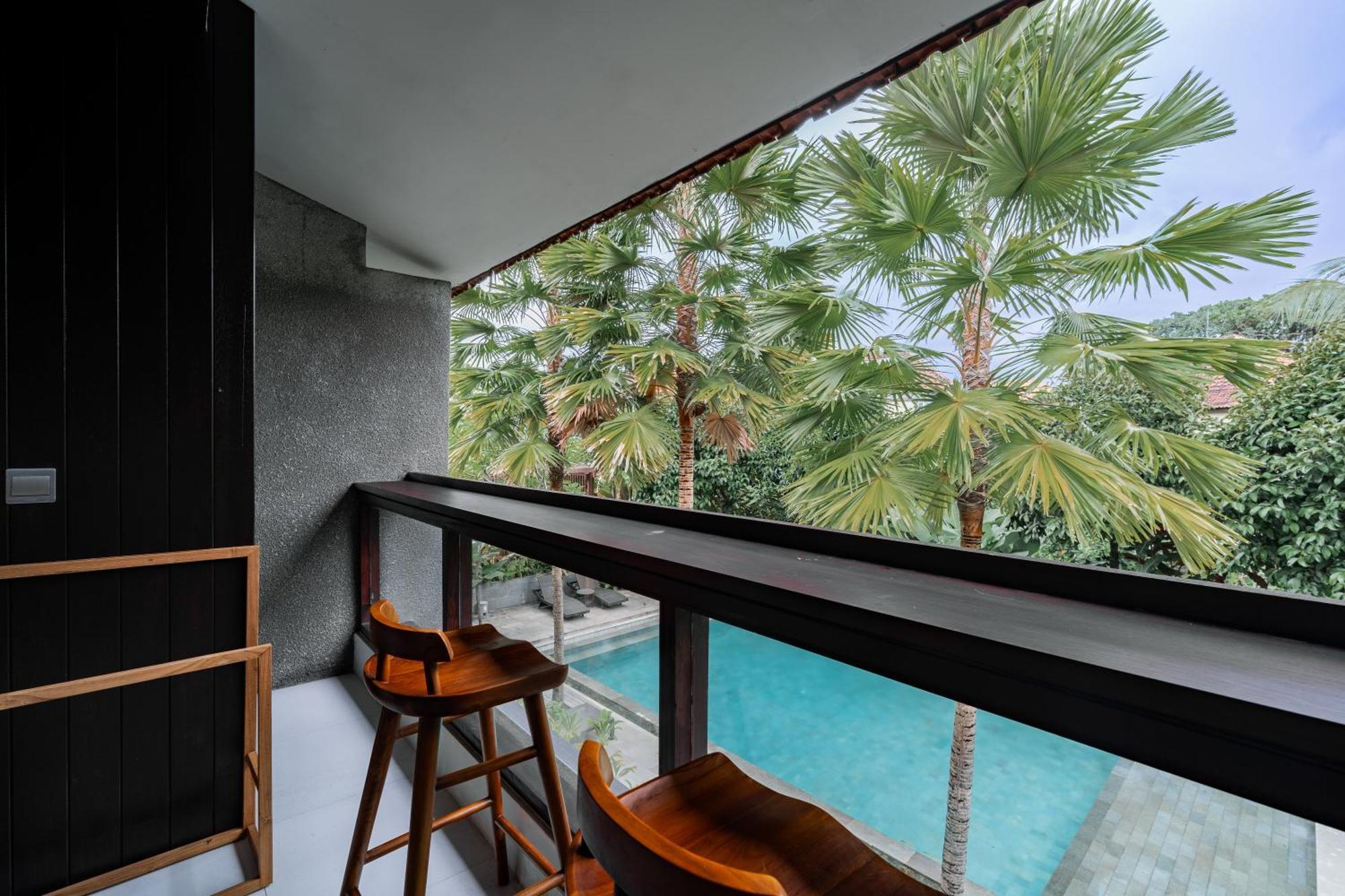 Double Room Pool View