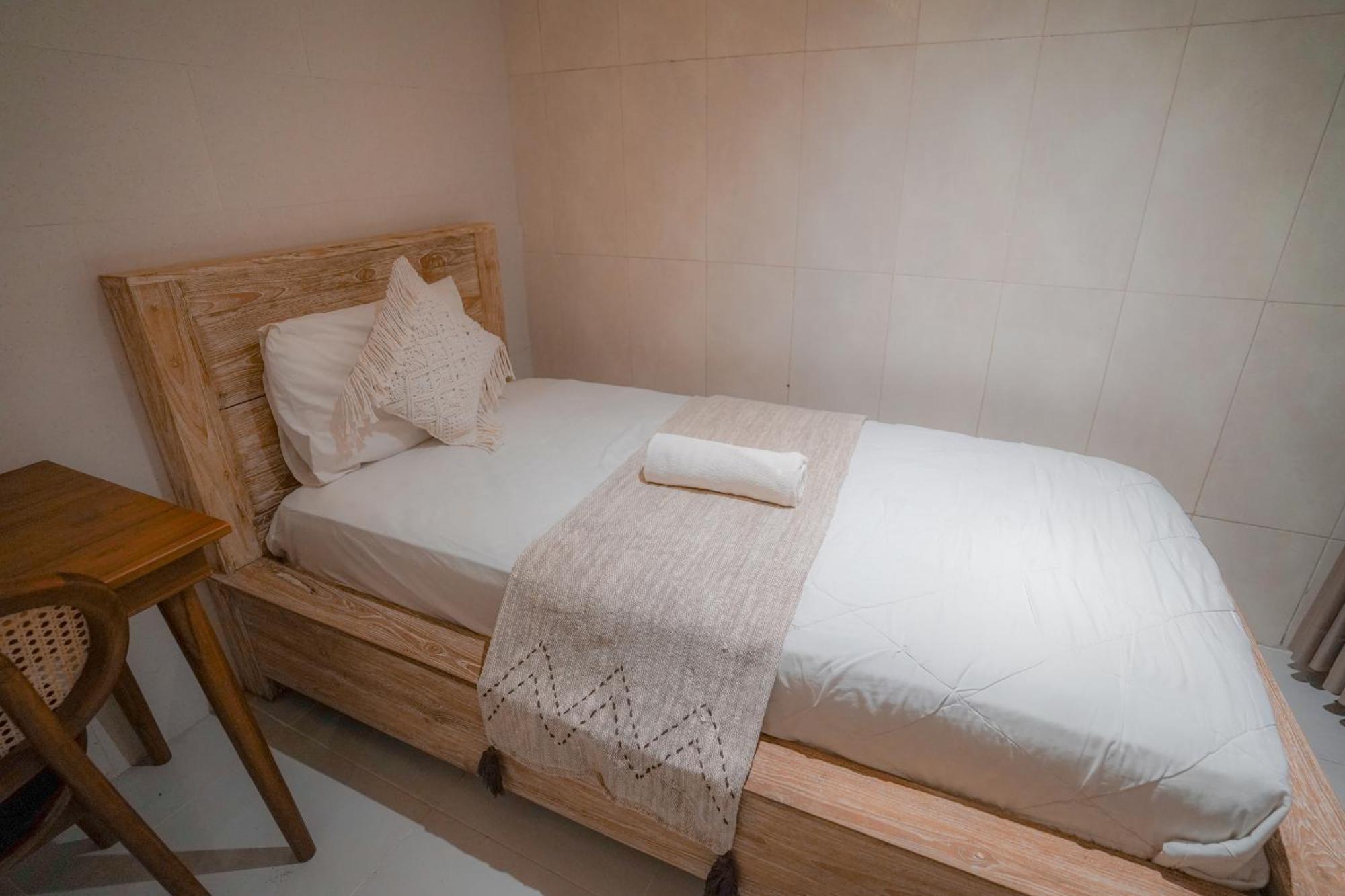 Standard Twin Room,1598916372:JPEG