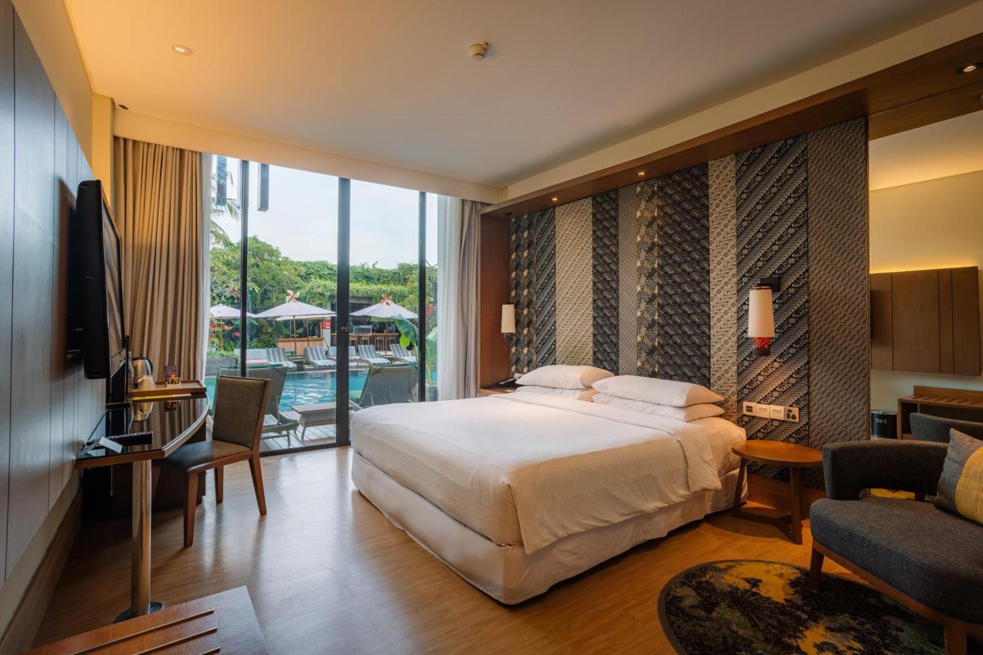 Deluxe Double Room Pool Access