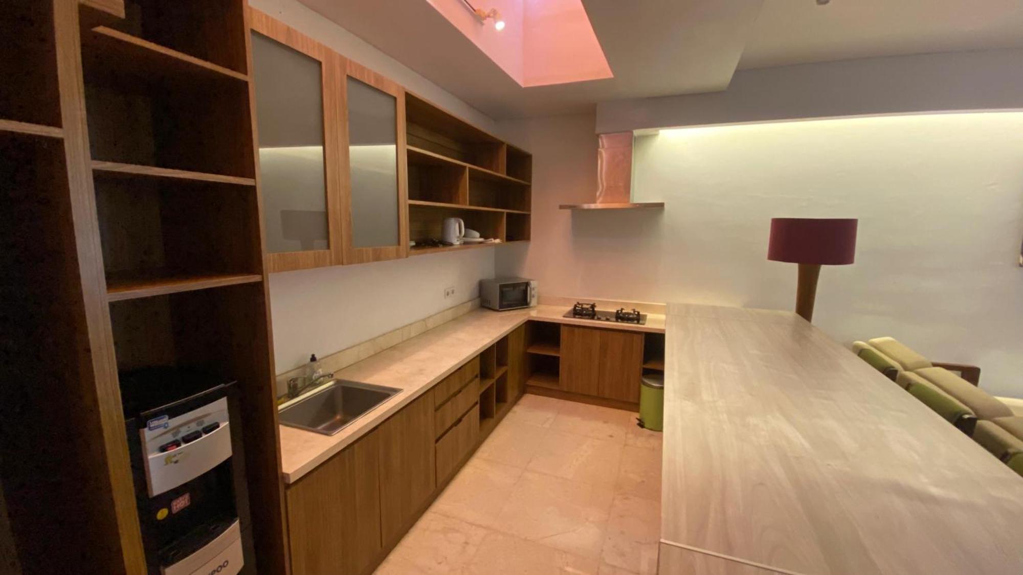 Deluxe Double Room Living Kitchen