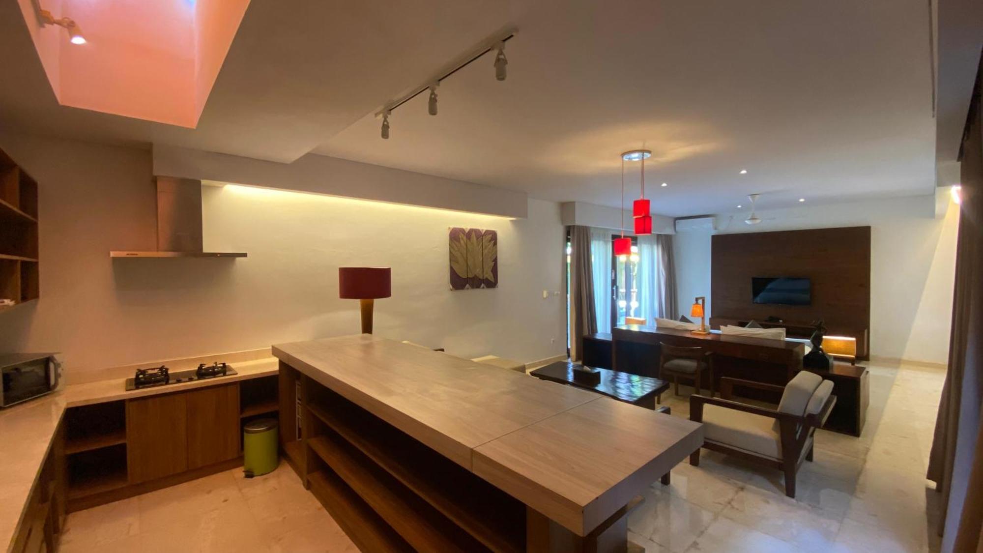 Deluxe Double Room Living Kitchen