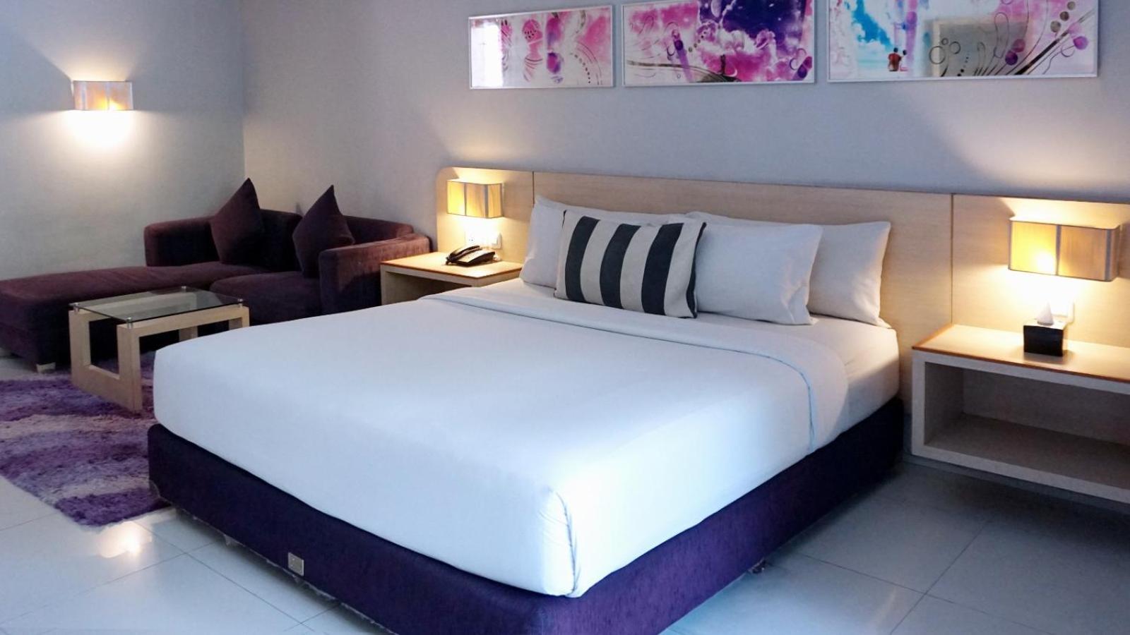 Premier Room