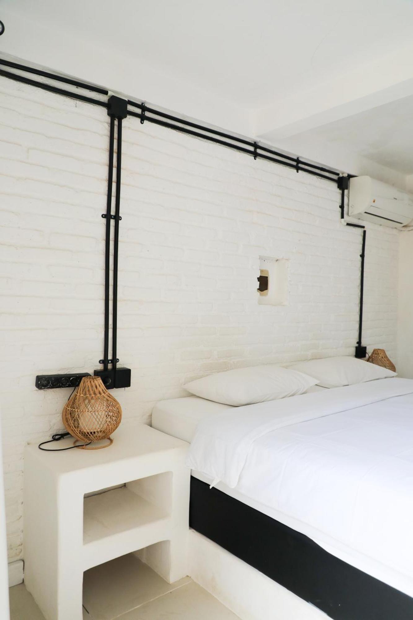 One-Bedroom Bungalow,1619189771:JPEG
