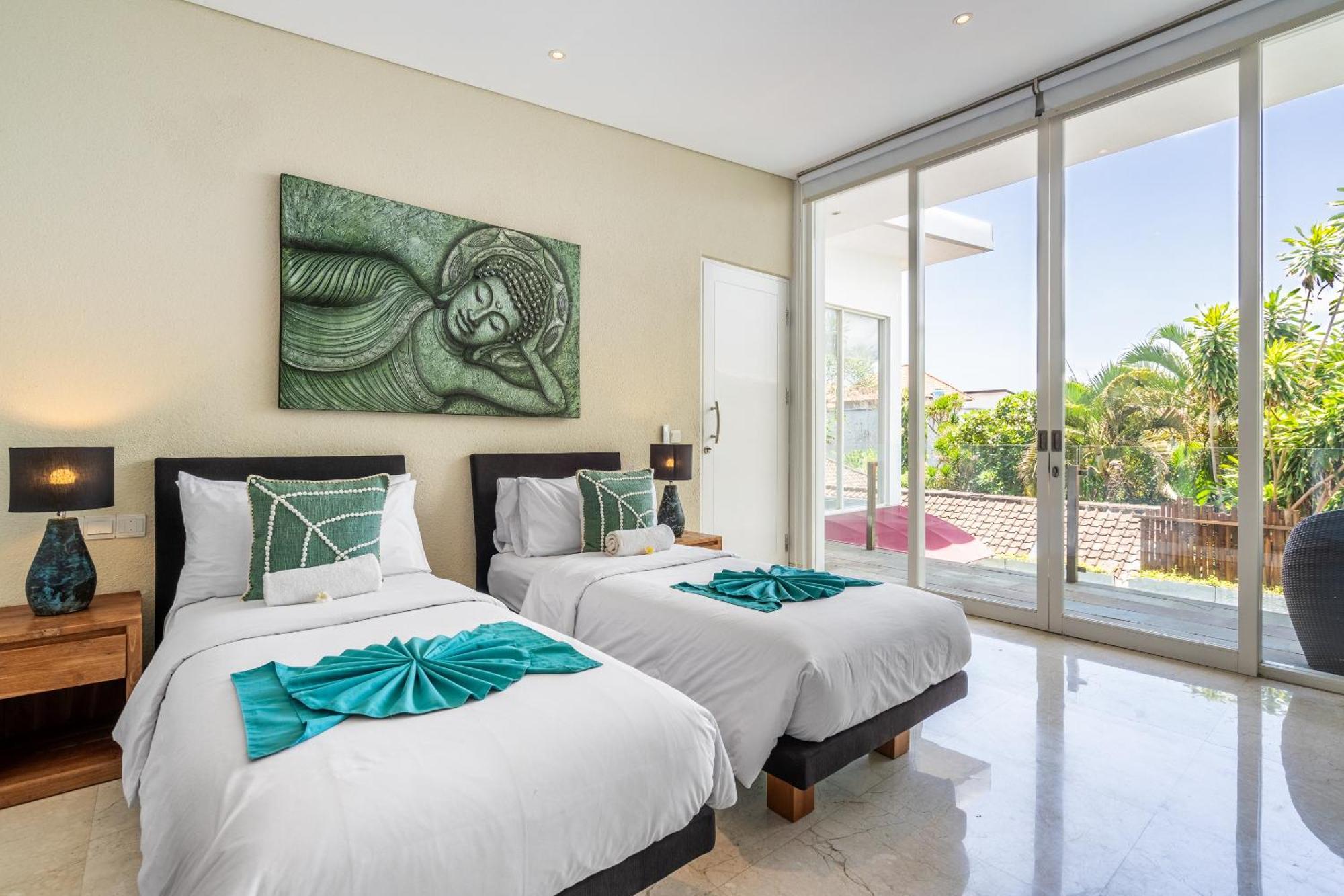 Three-Bedroom Villa Private Pool Fully Equipped Kitchenette,1620599135:JPEG