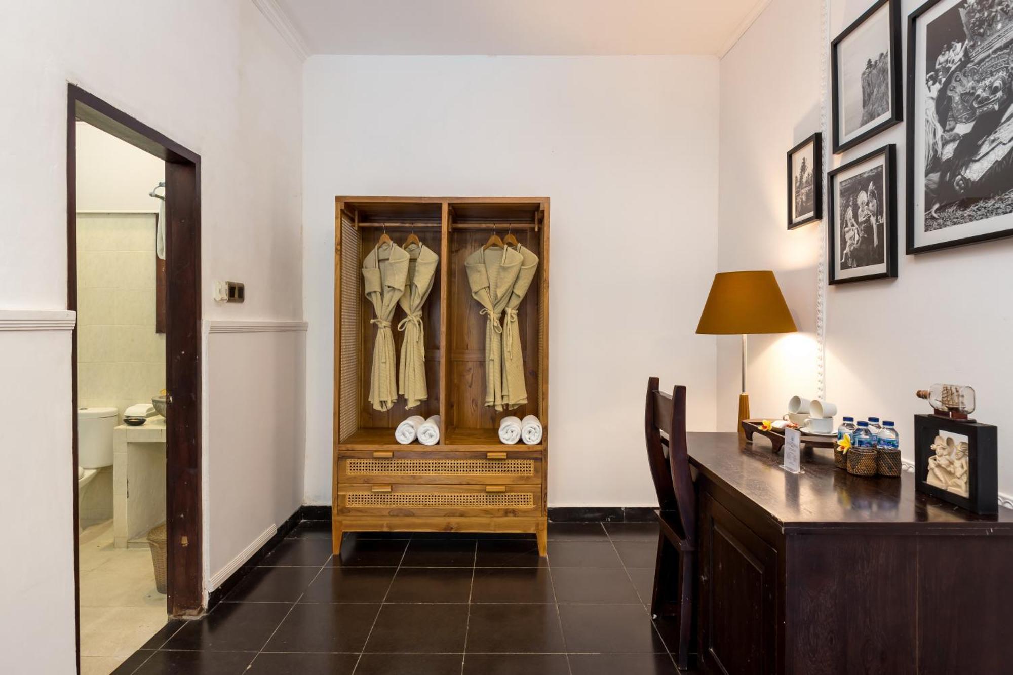 Superior Double or Twin Room Pool View