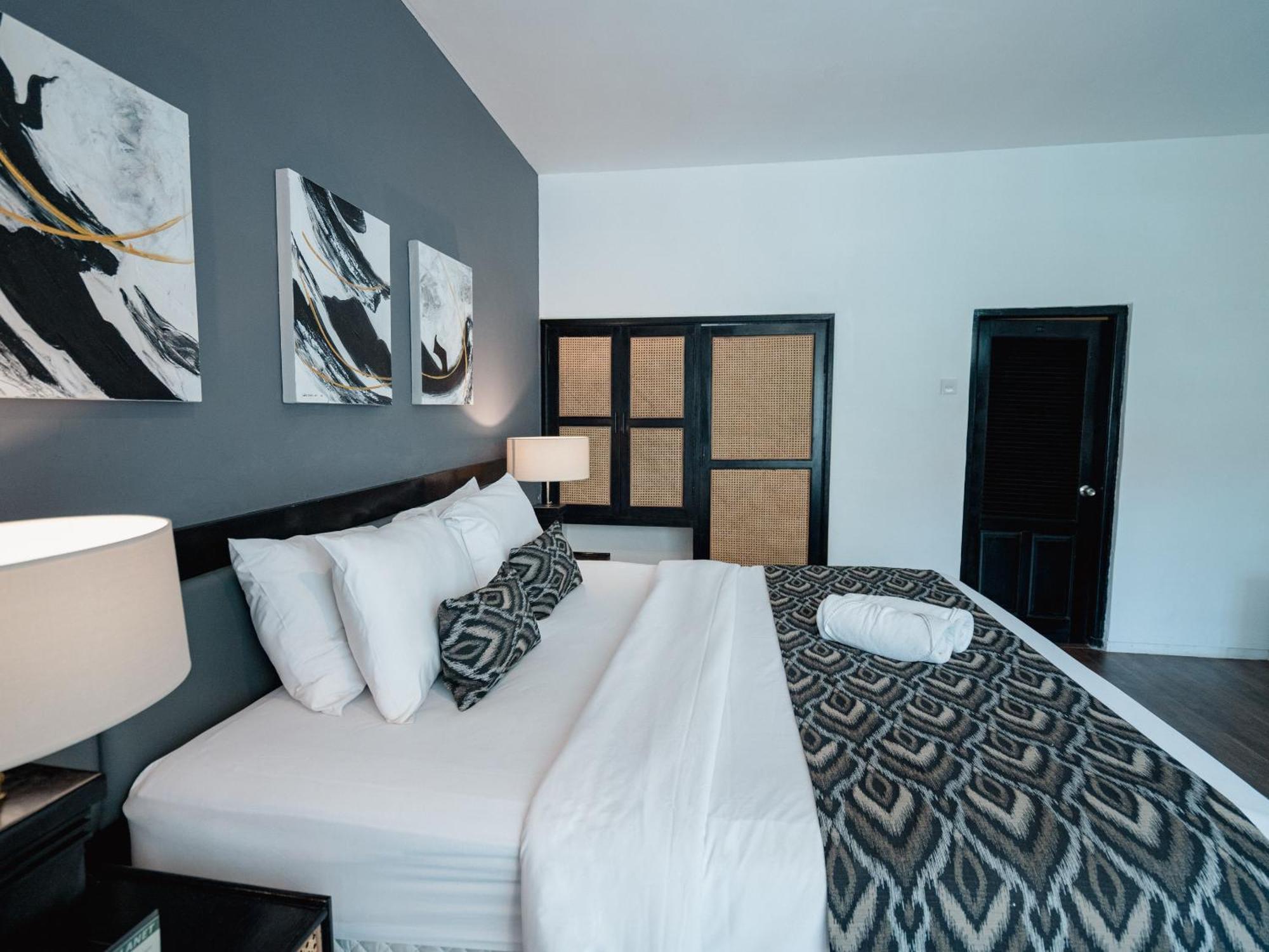 Superior Double or Twin Room Pool View