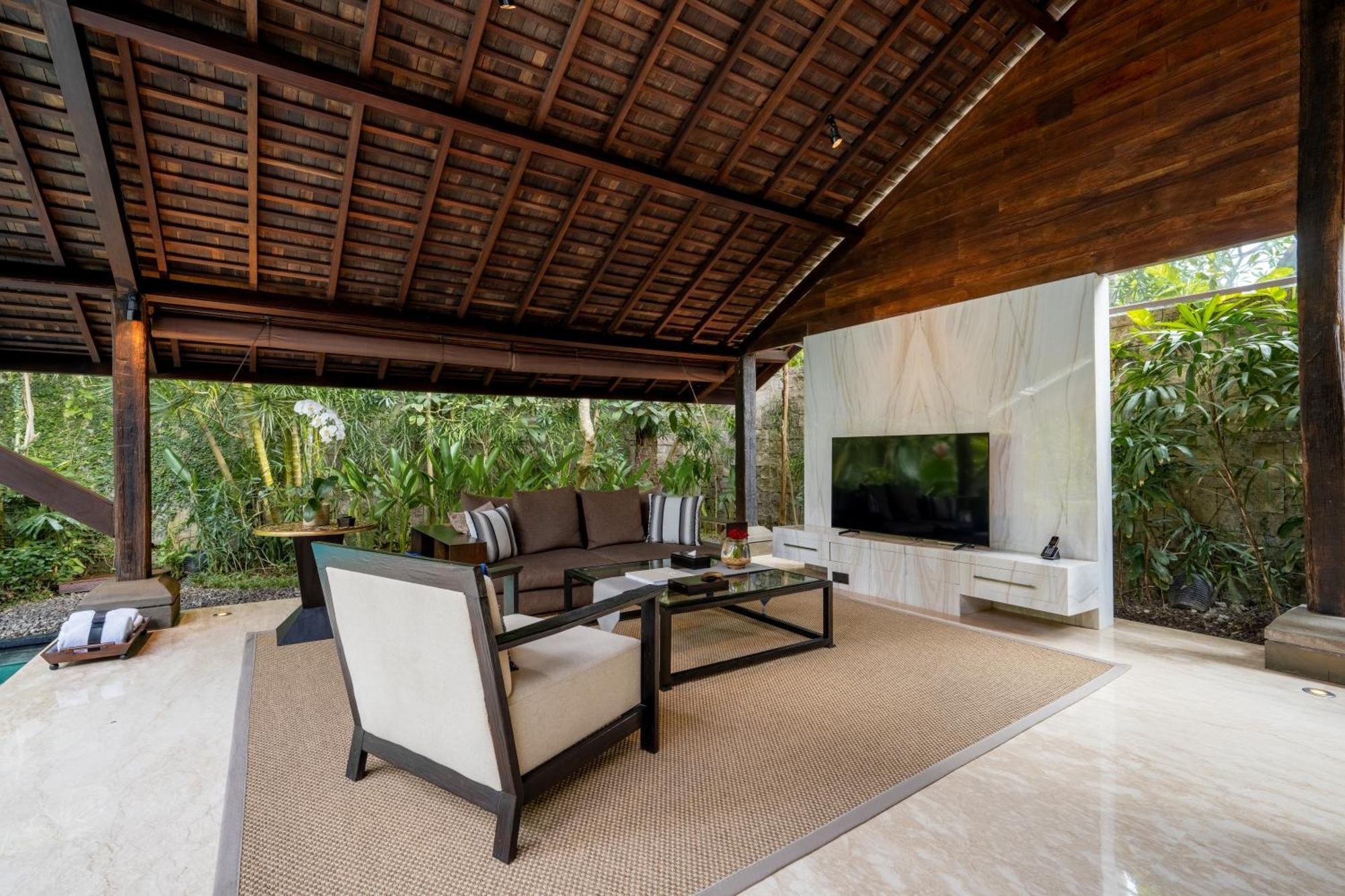 Imperial One-Bedroom Pool Villa with Luxury Benefits