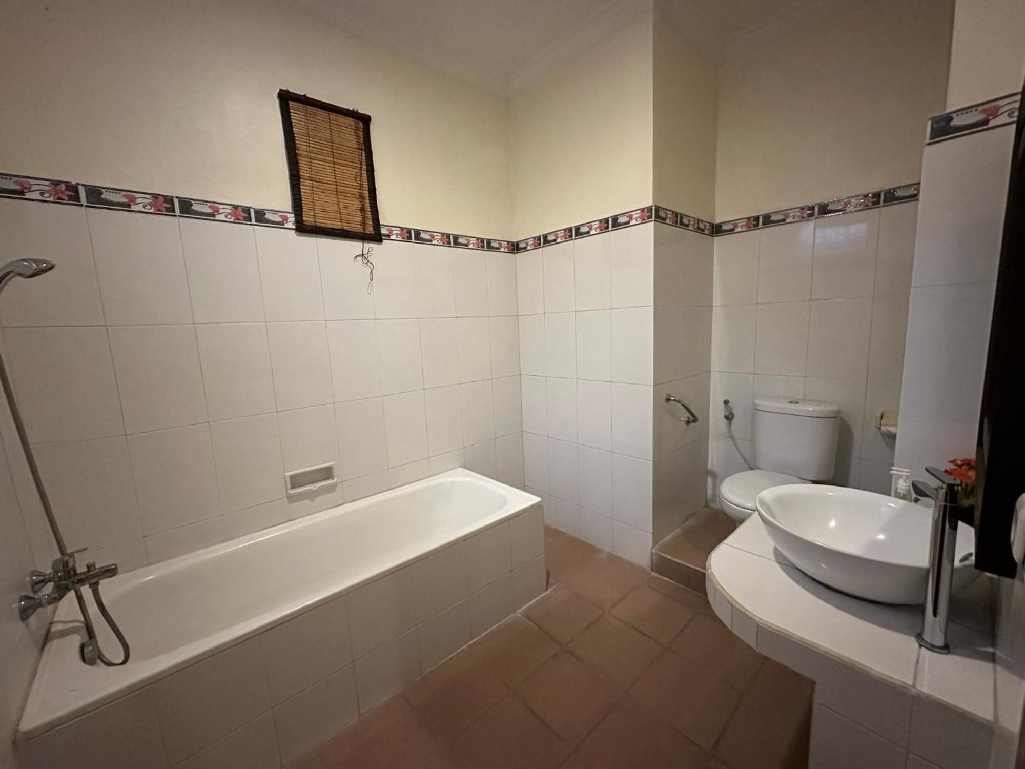 Deluxe Double or Twin Room Garden View