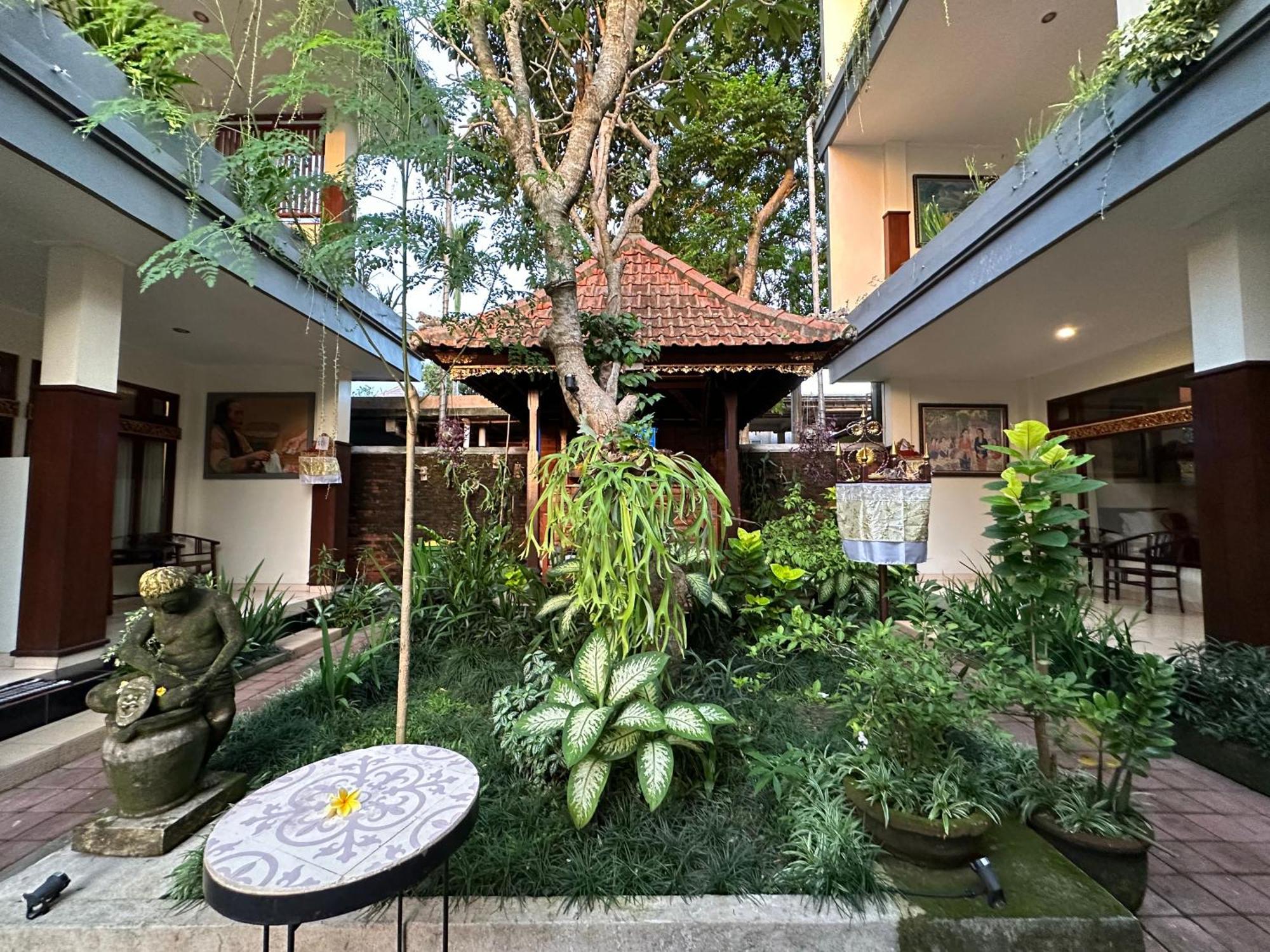Deluxe Double or Twin Room Balcony