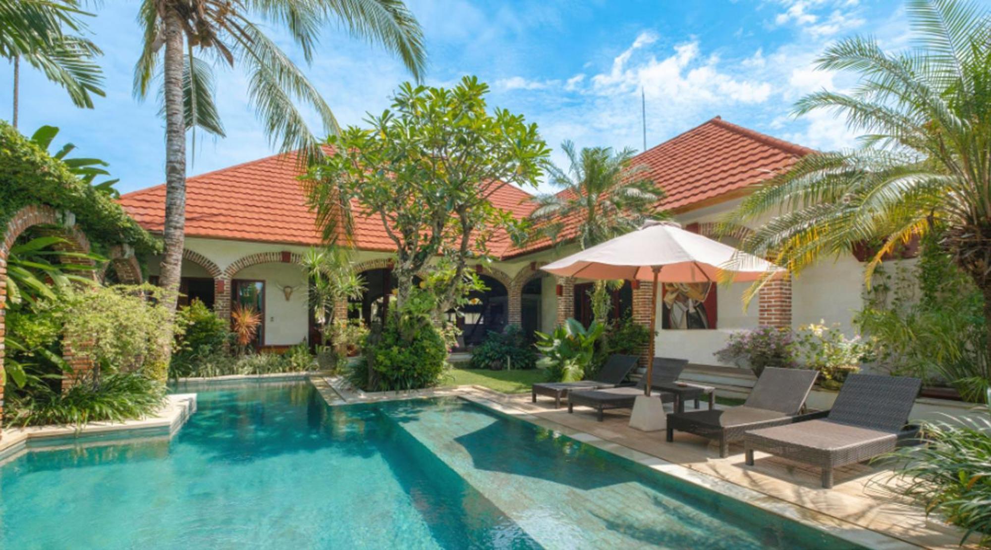 Three Bedrooms Deluxe Villa