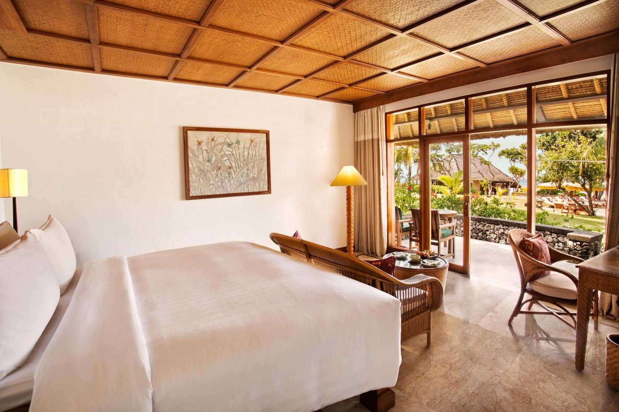 Luxury Lanai Room Ocean View