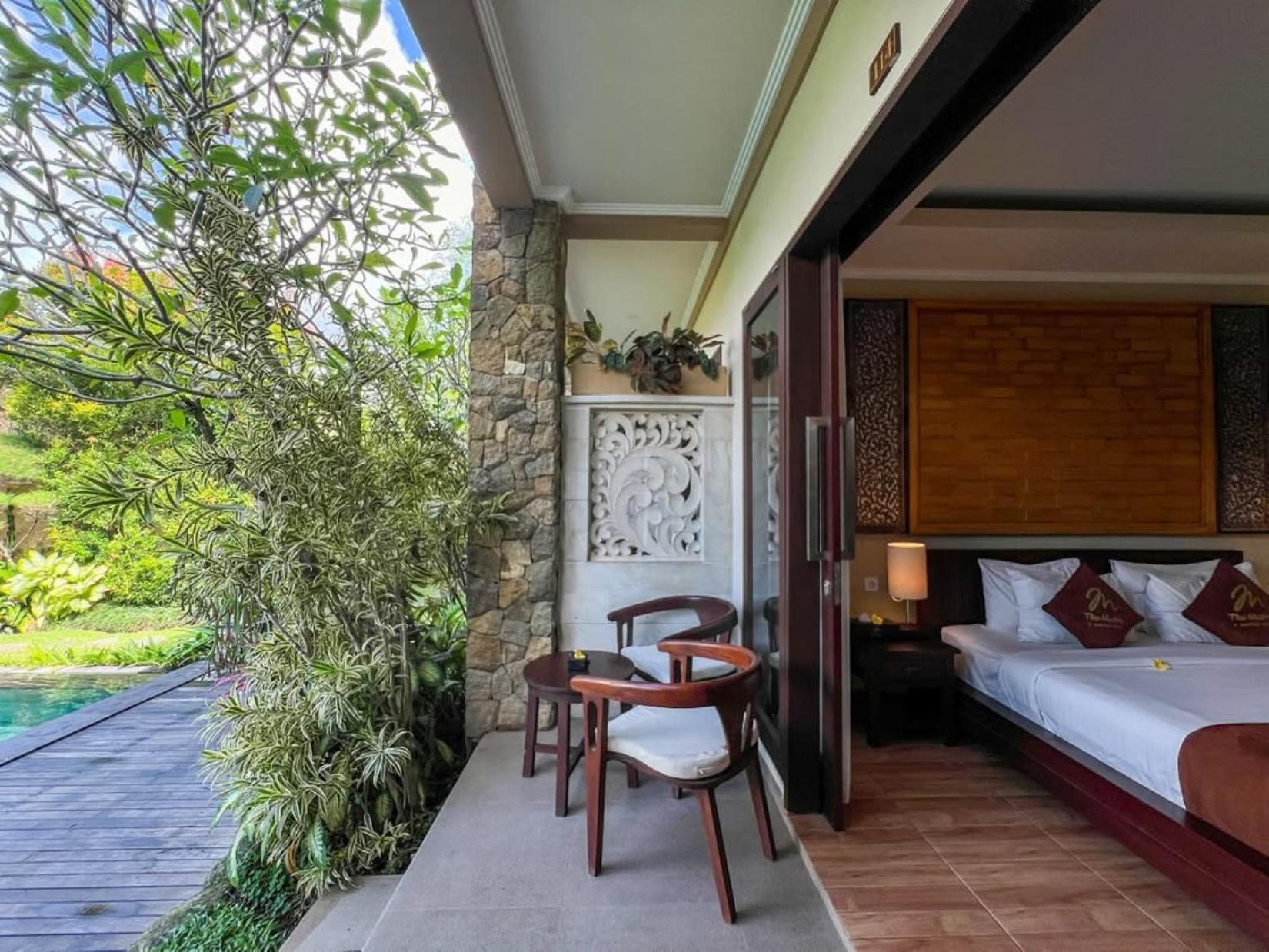 King Suite Pool View Benefits
