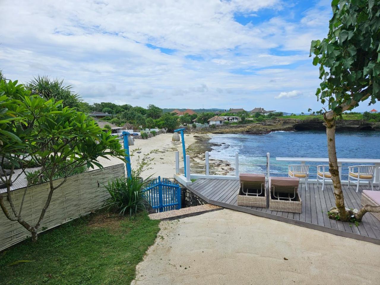 Four Bedroom Villa Beach Front