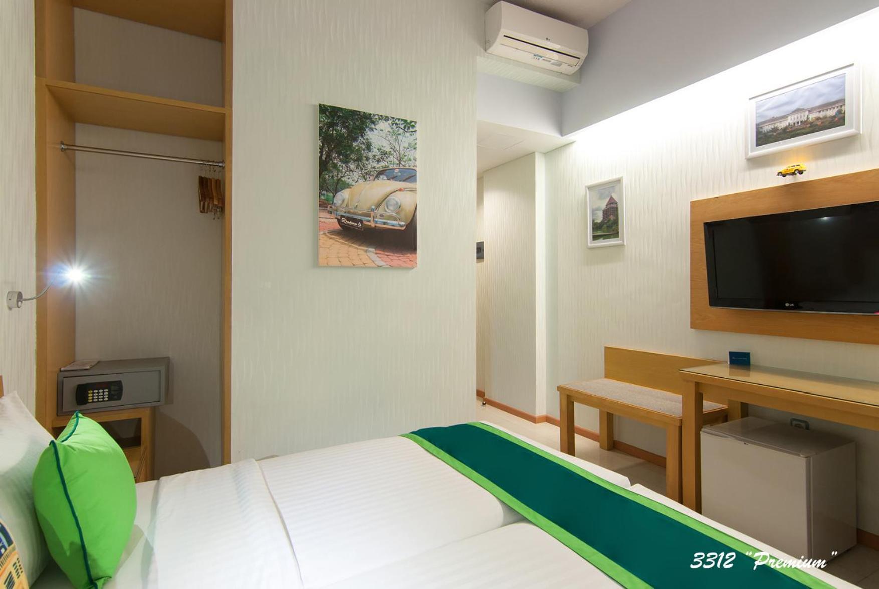 Twin Room