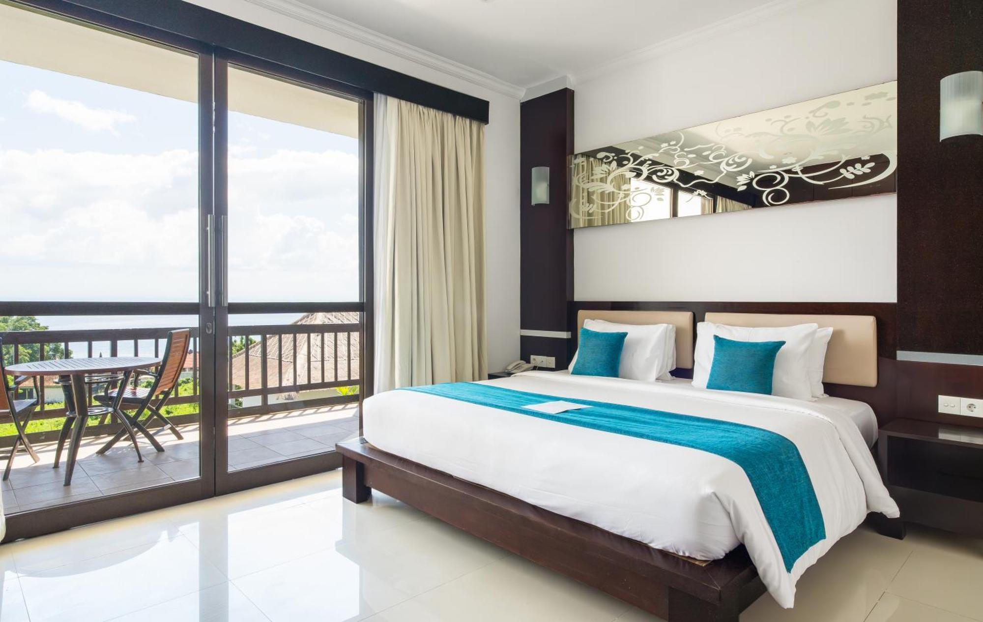 Junior Suite Double with Free Entrance to Single Fin Sunday Party