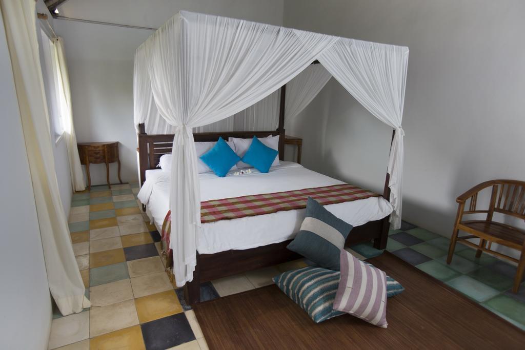 Four Bedroom Villa Beach Front