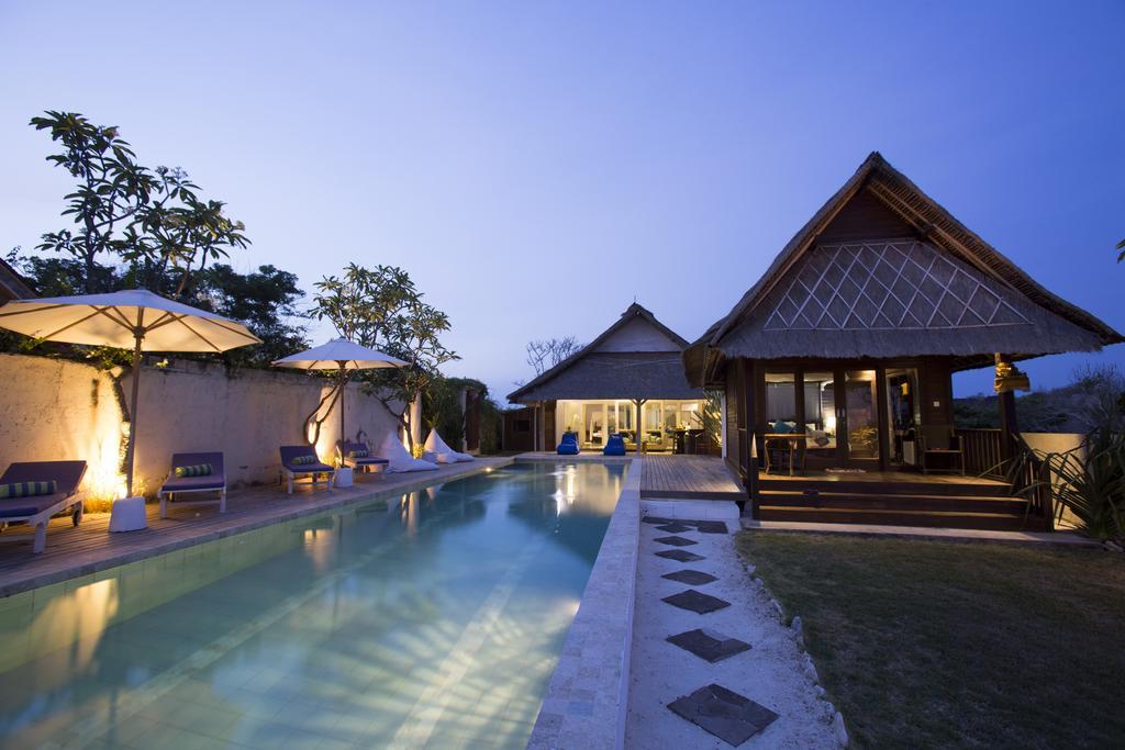 Four Bedroom Villa Beach Front