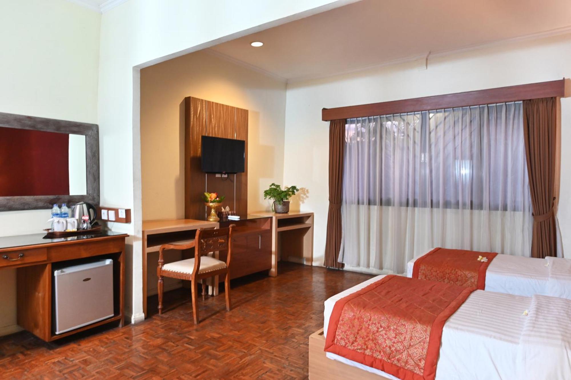 Upstairs Villa