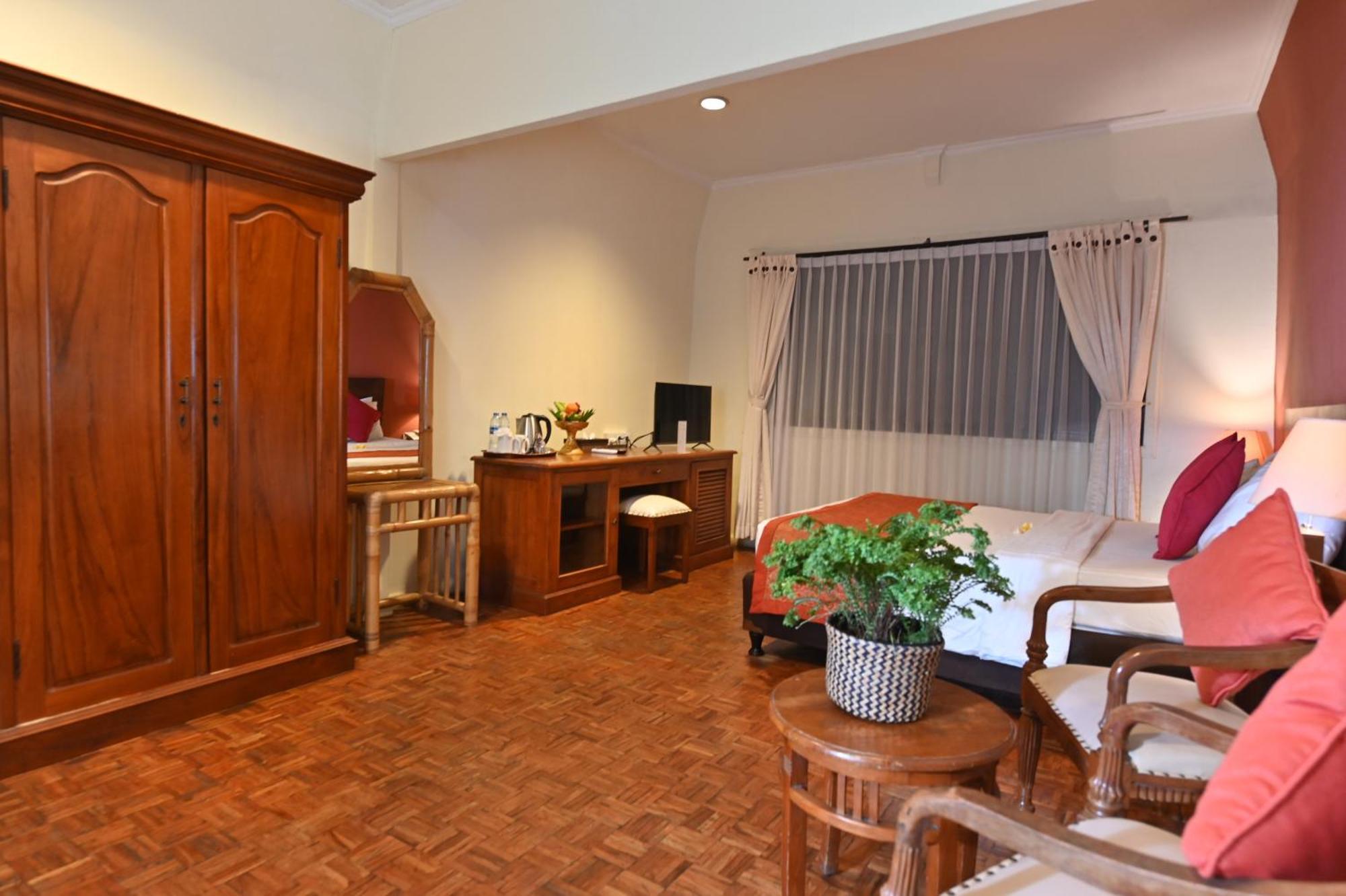 Upstairs Villa