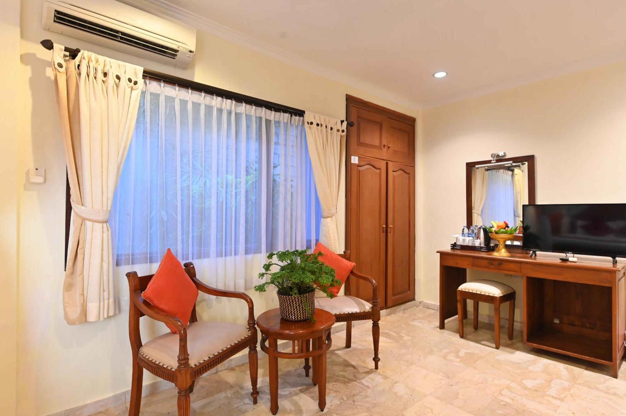 Downstairs Villa
