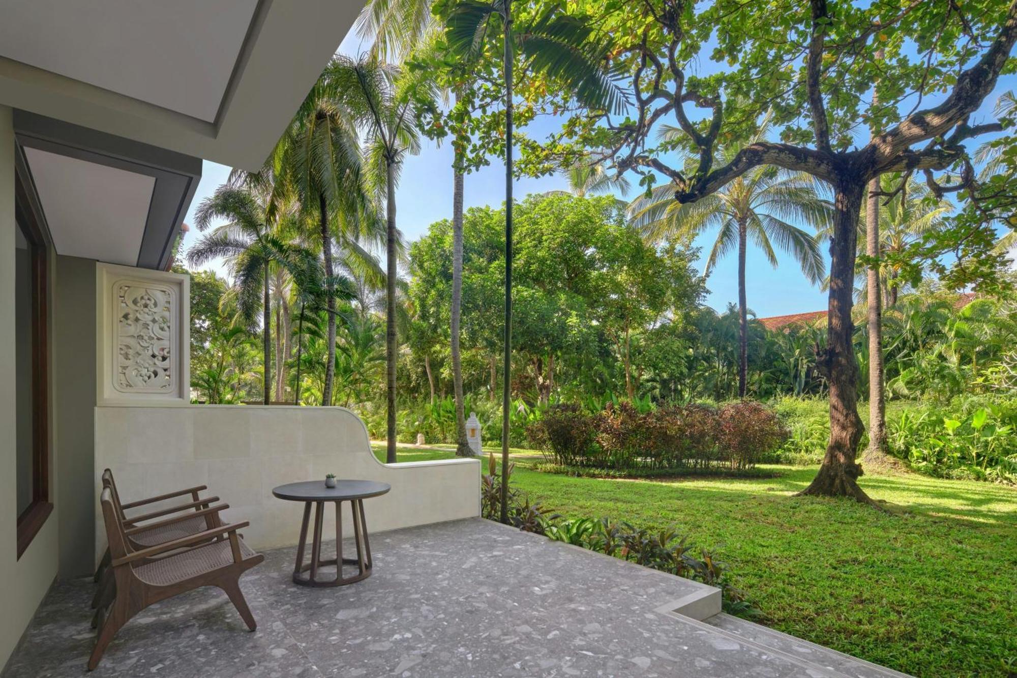 Deluxe King Garden Terrace Daily Resort Activities Kids Amenities