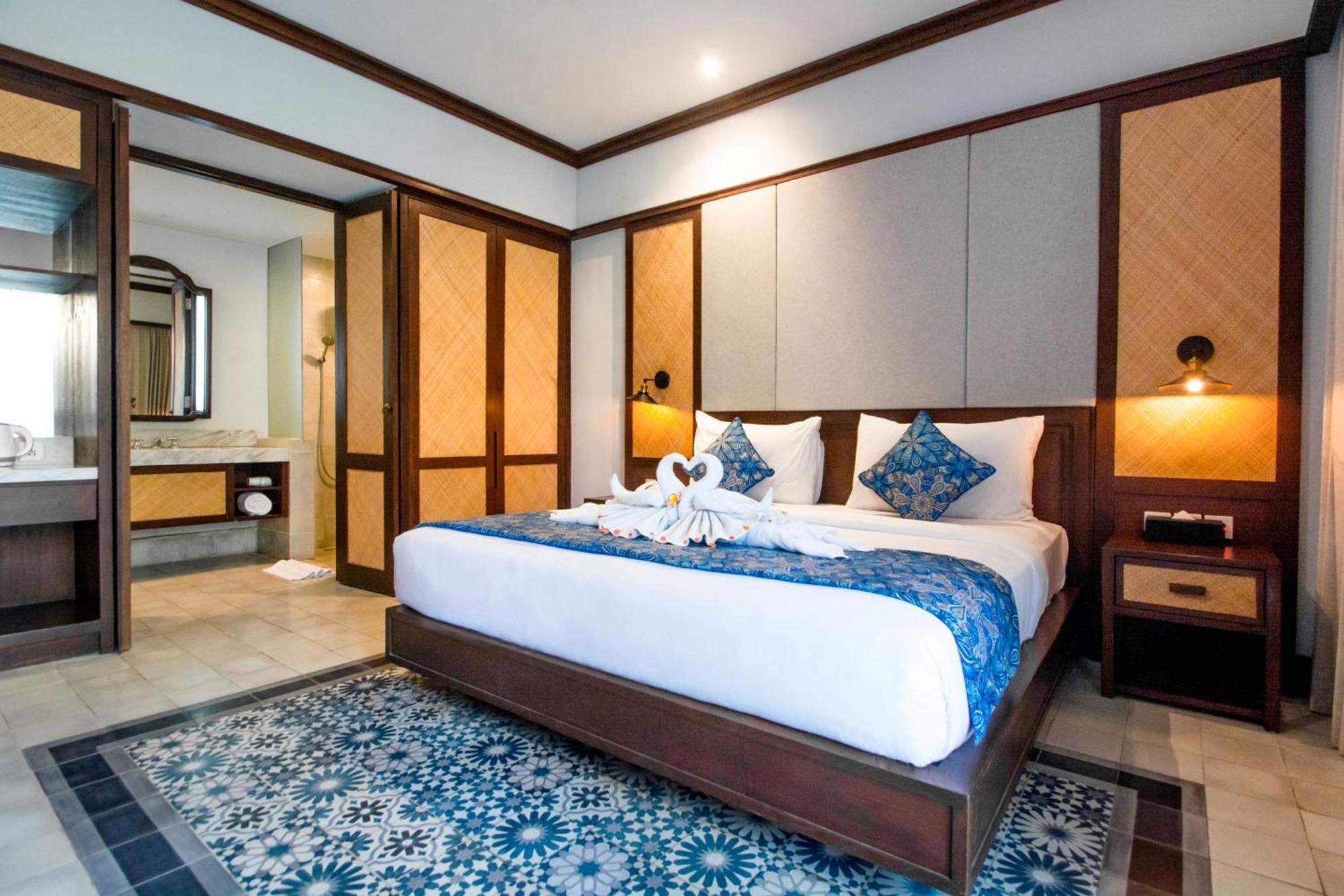 Deluxe Garden Room with Shuttle Denpasar - Lovina - Denpasar