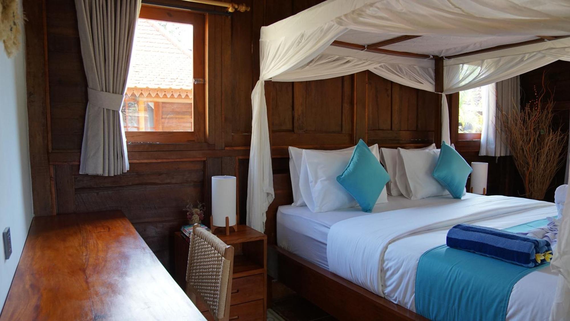 Deluxe Double Room Bath