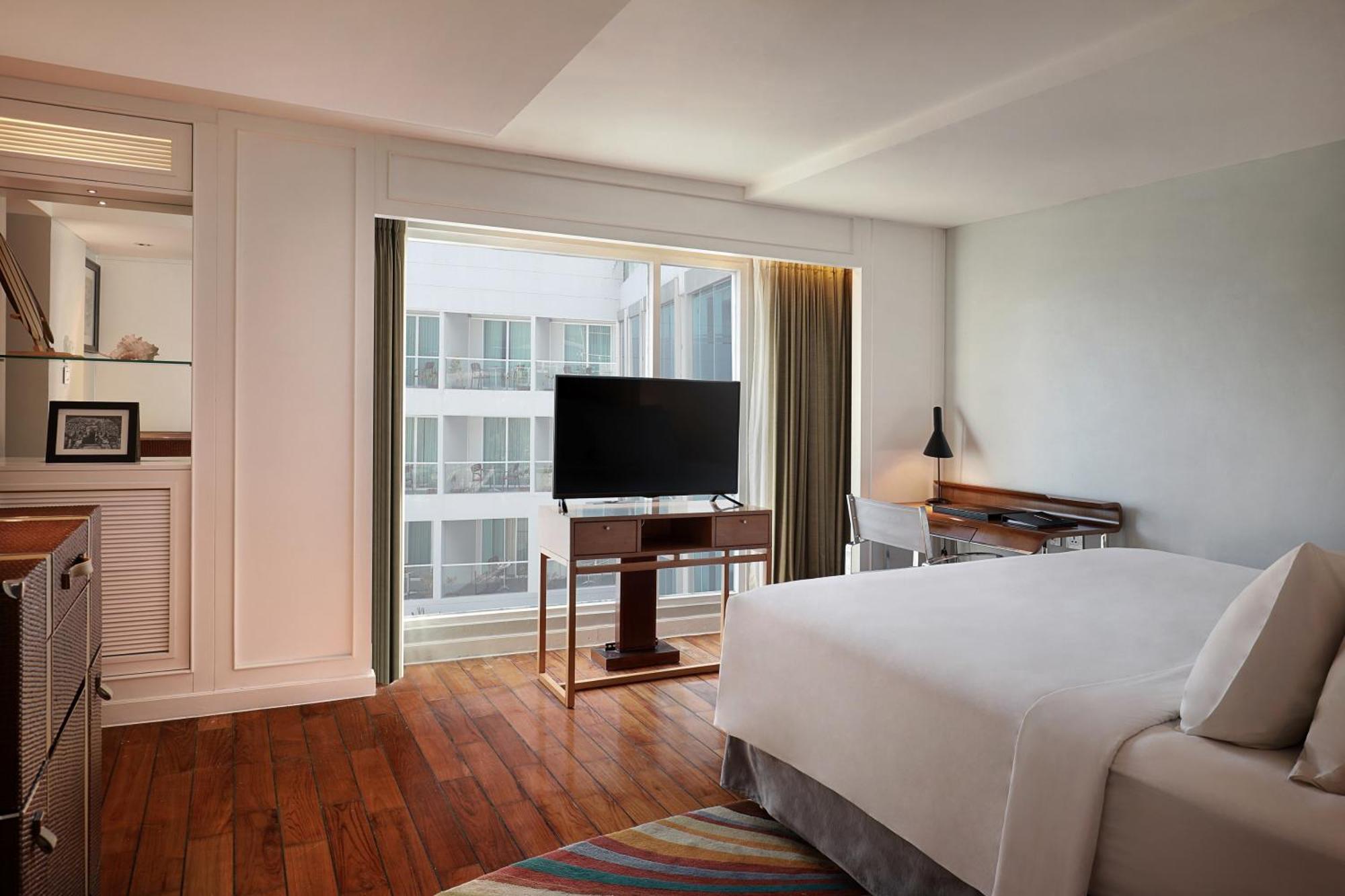 Deluxe Double Heritage Room