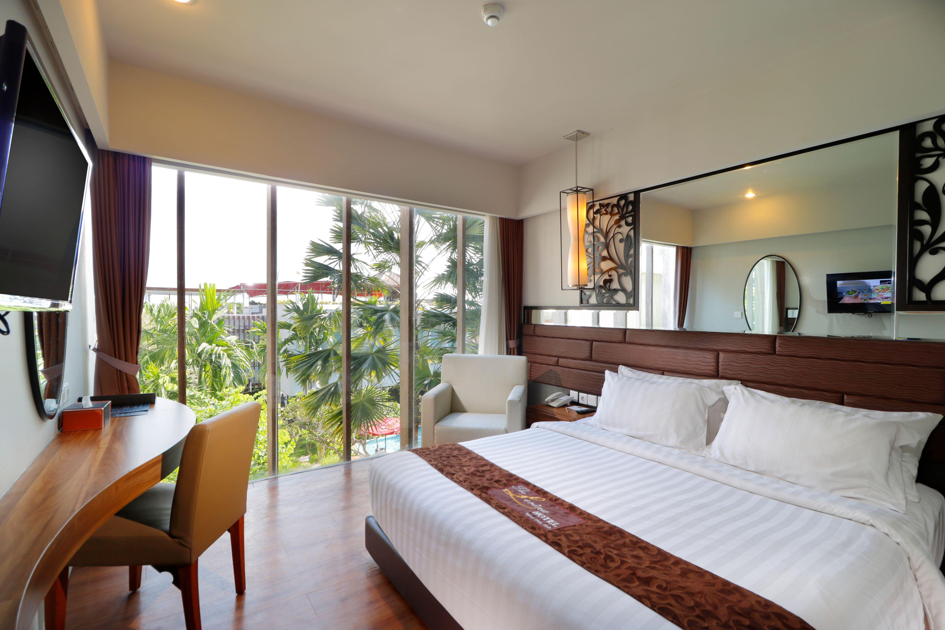 Superior Room Pool View 1 Double or 2 Single Bed