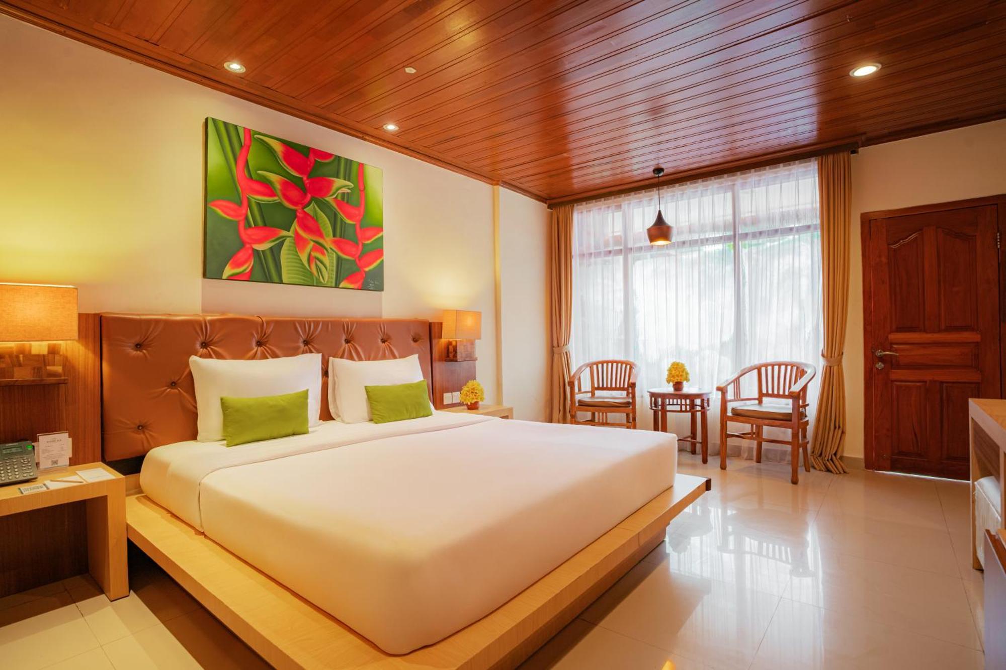 Deluxe Double or Twin Room Pool View Benefit