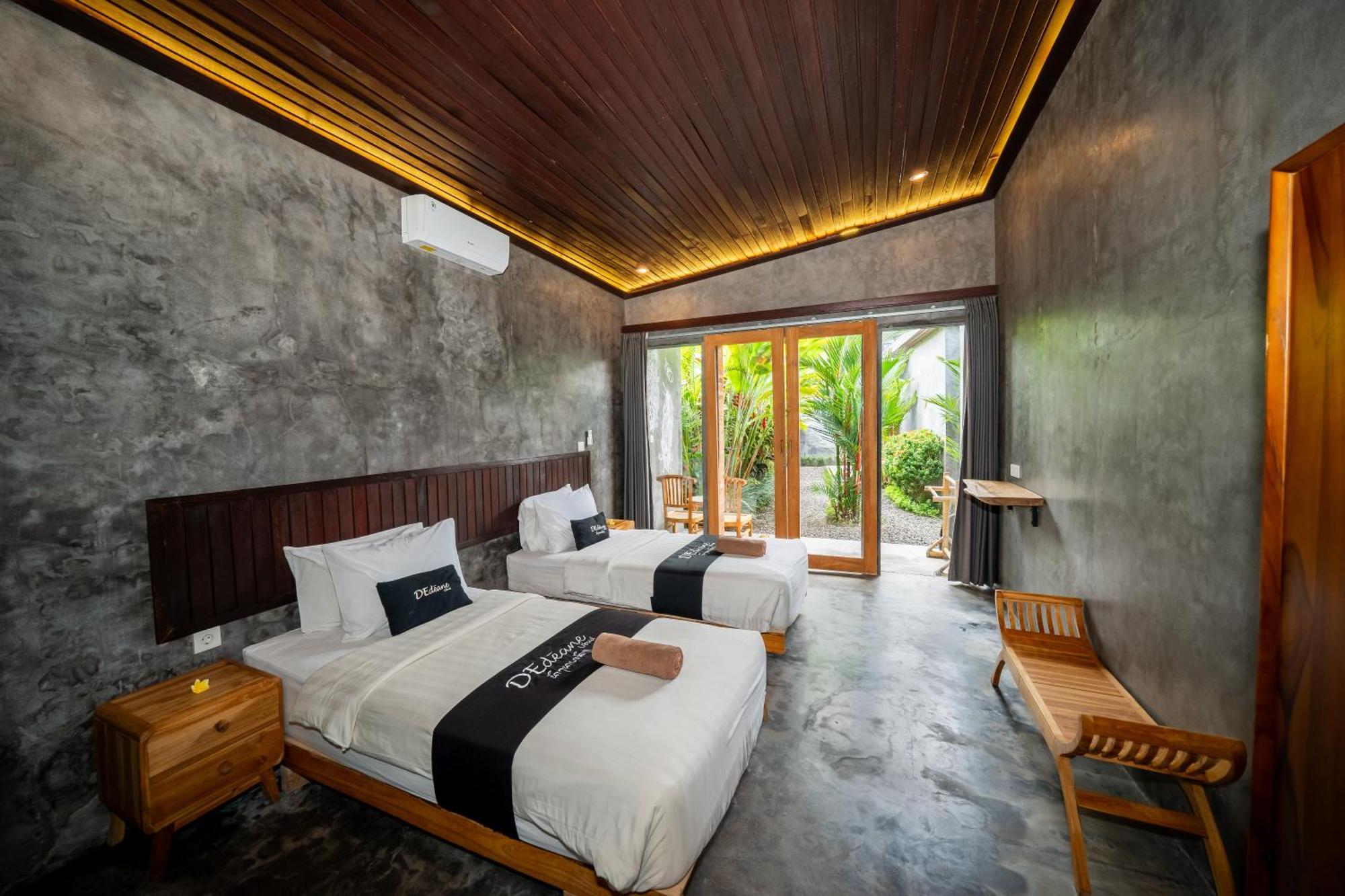 Double Room Pool View