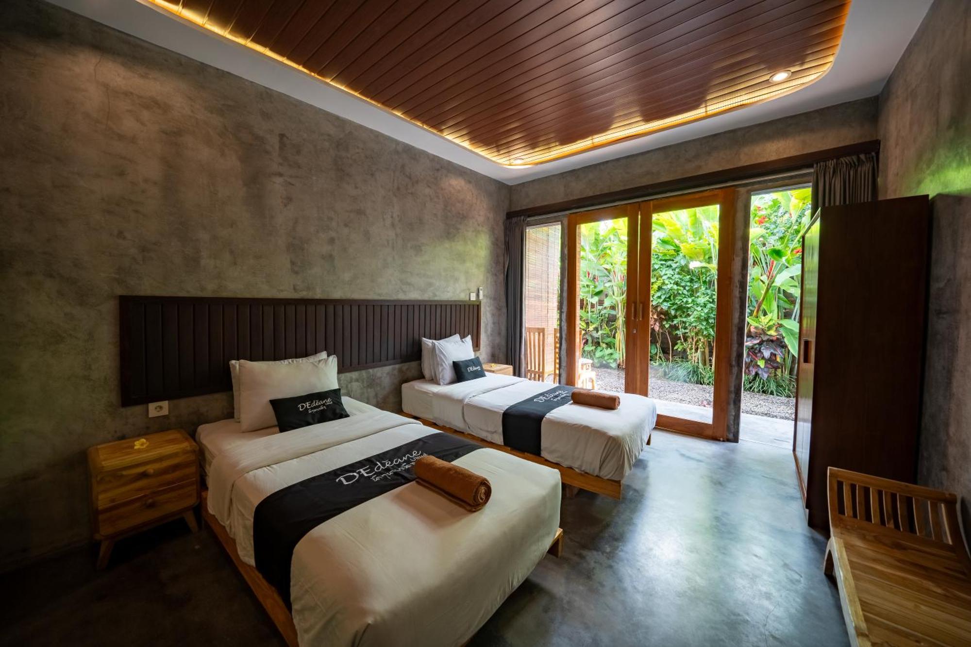 Double Room Pool View