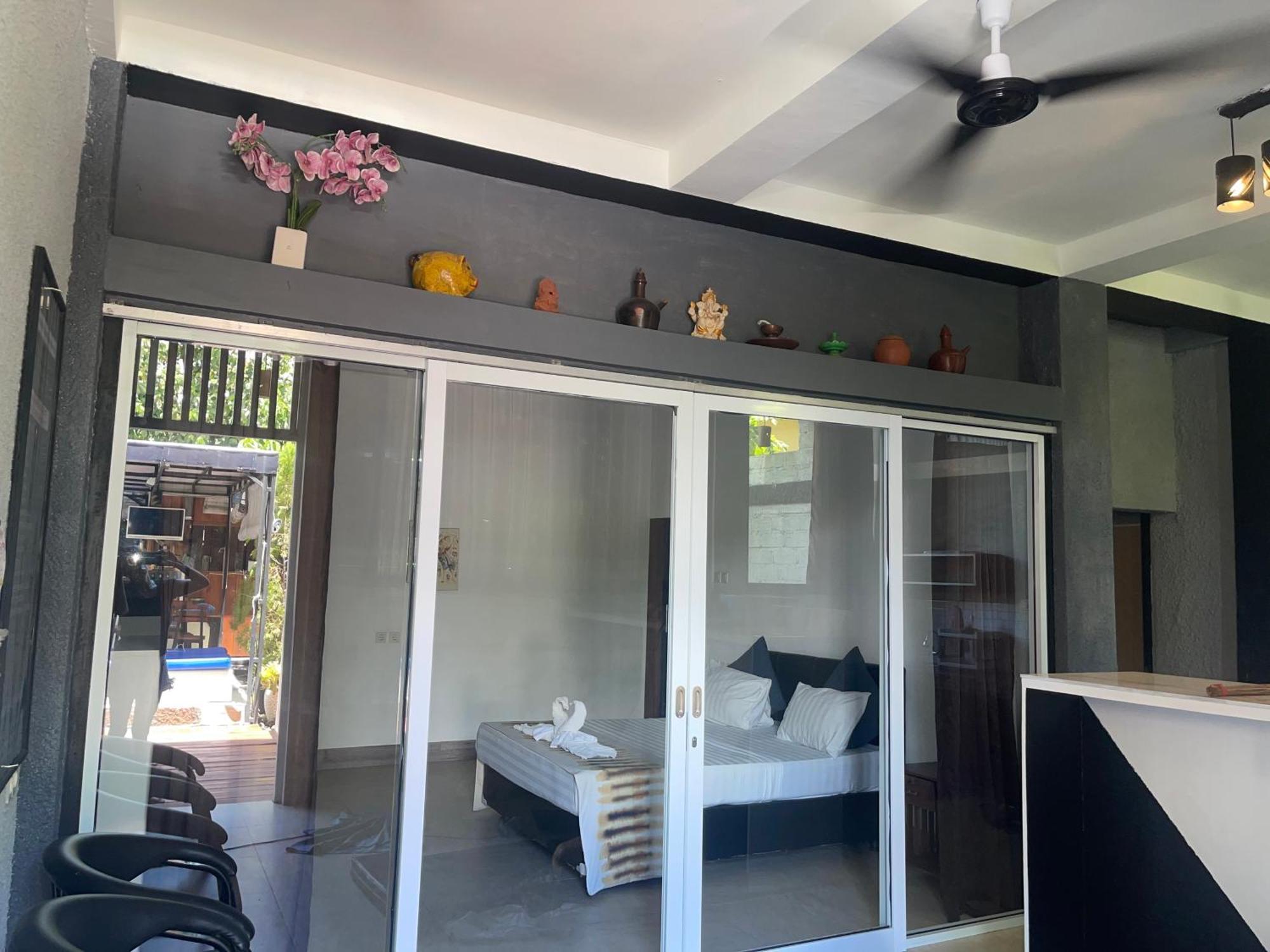 King Room Kitchenette