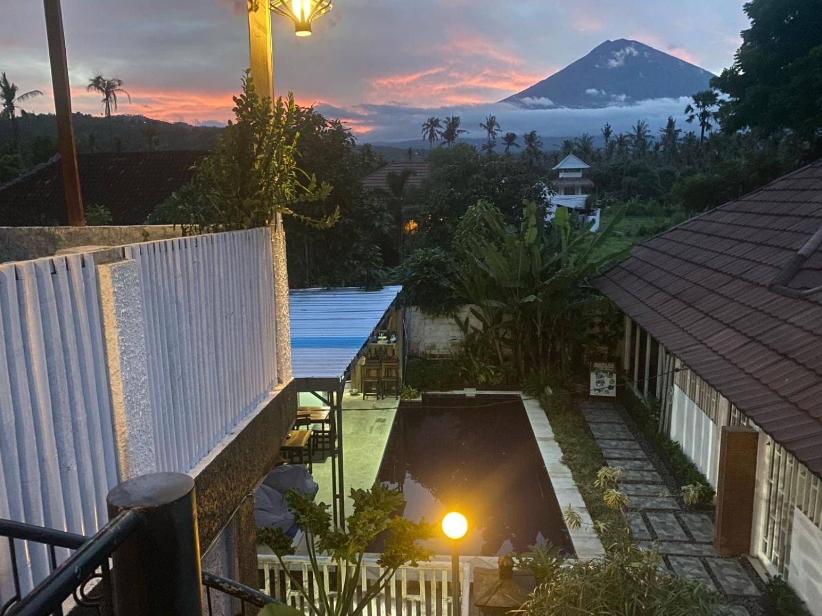 King Room Mountain View