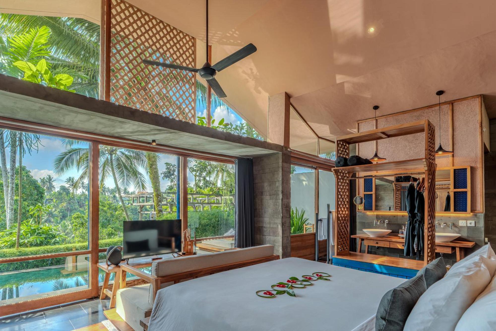 One-Bedroom Royal Pool Villa Benefit,1739488541:JPEG