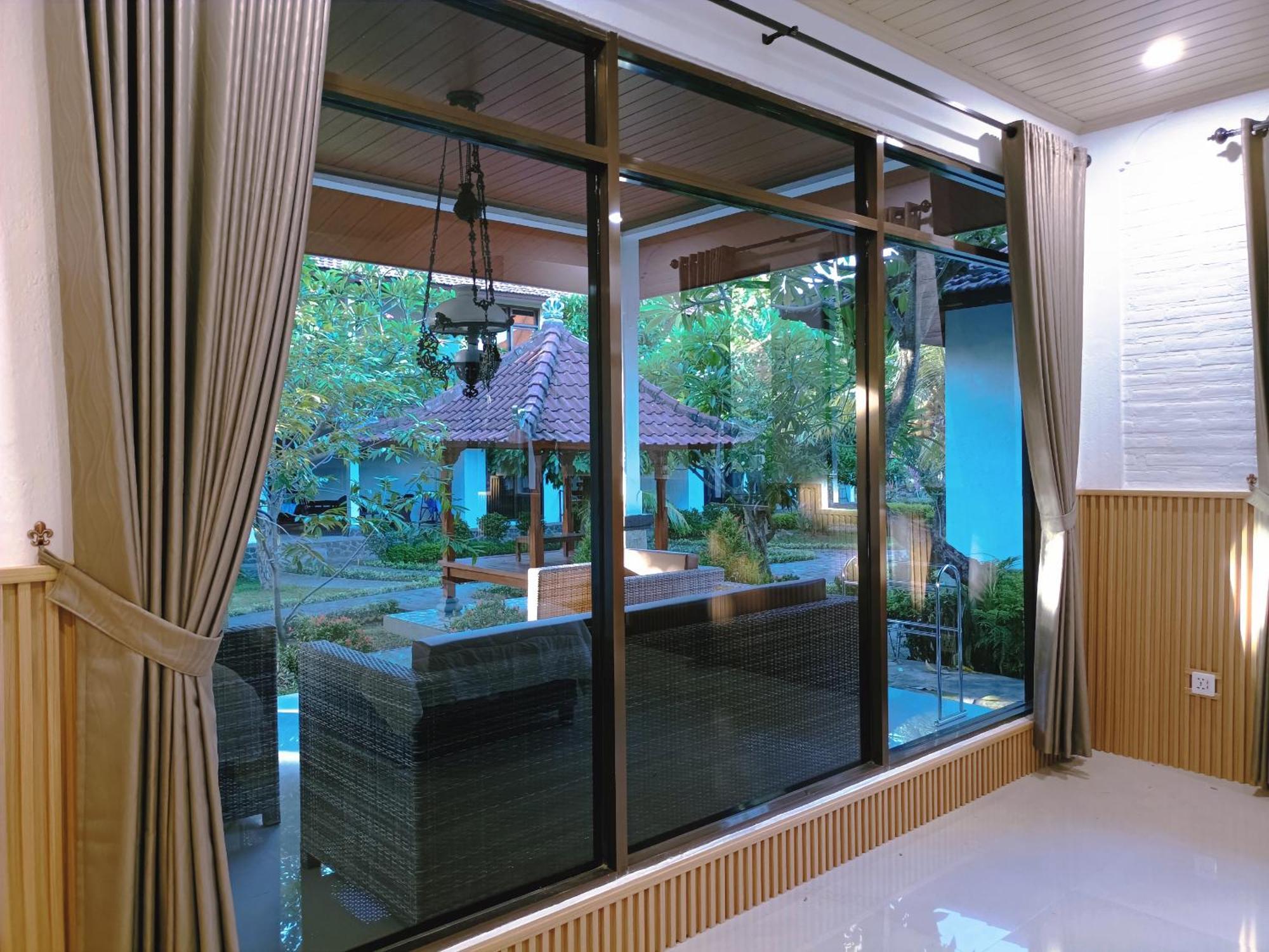 Deluxe Family Suite