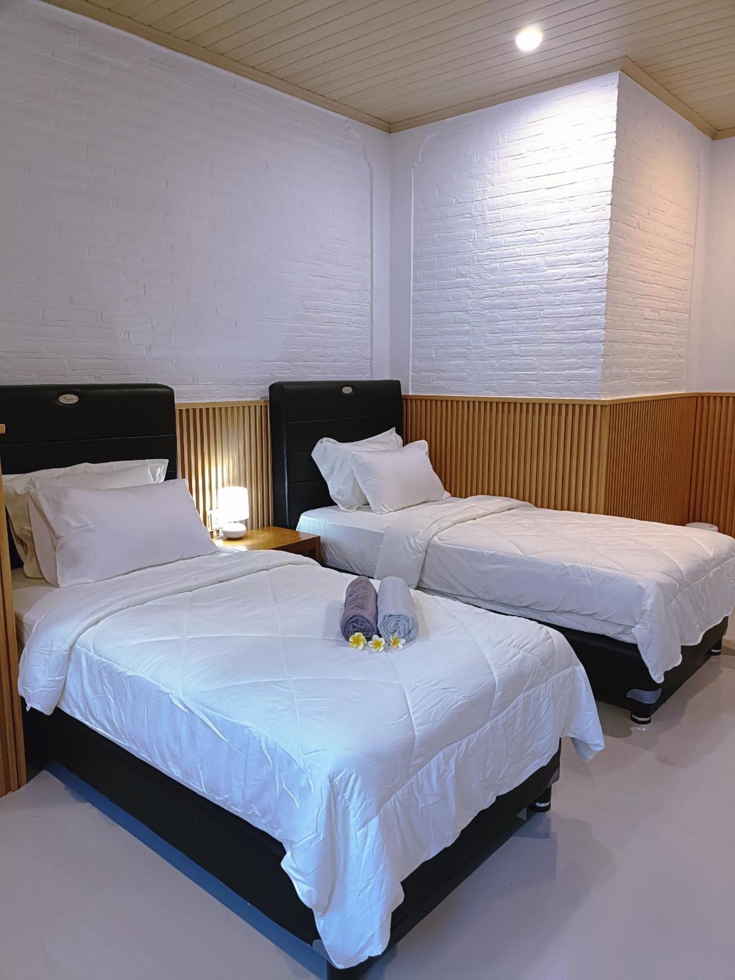 Deluxe Family Suite