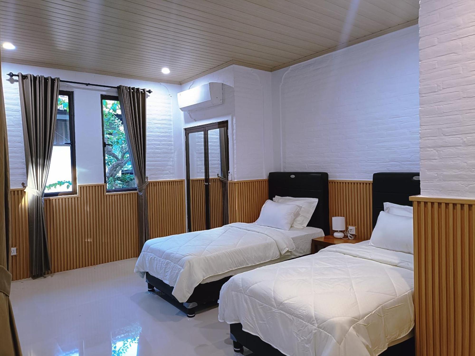 Deluxe Family Suite