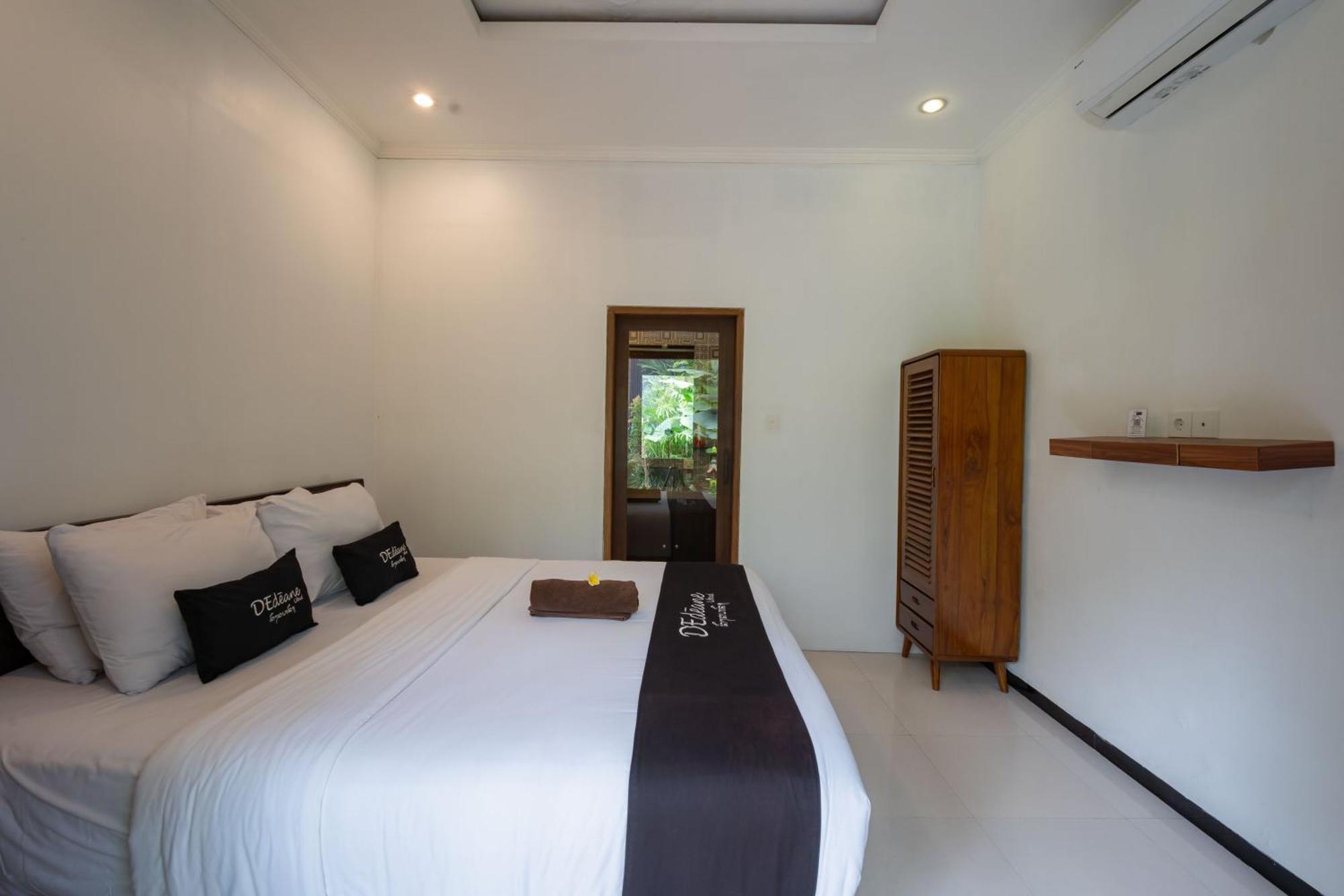 Double Room Pool View