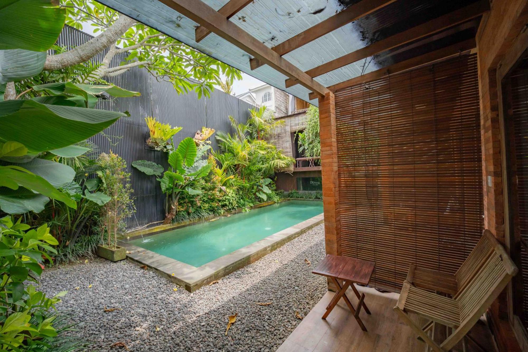 Double Room Pool View