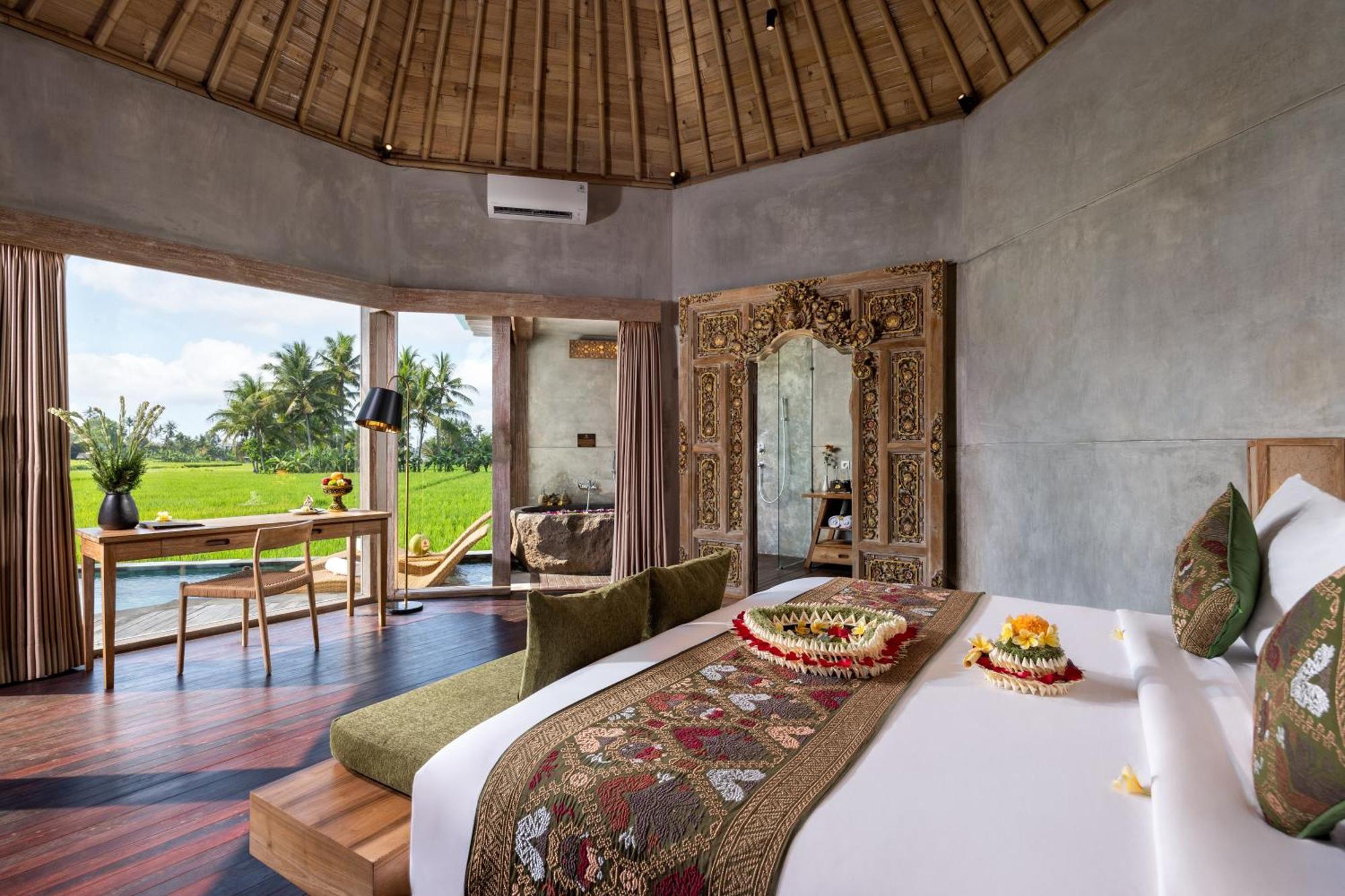 Authentic One Bedroom Pool Villa One-Time Floating Benefits