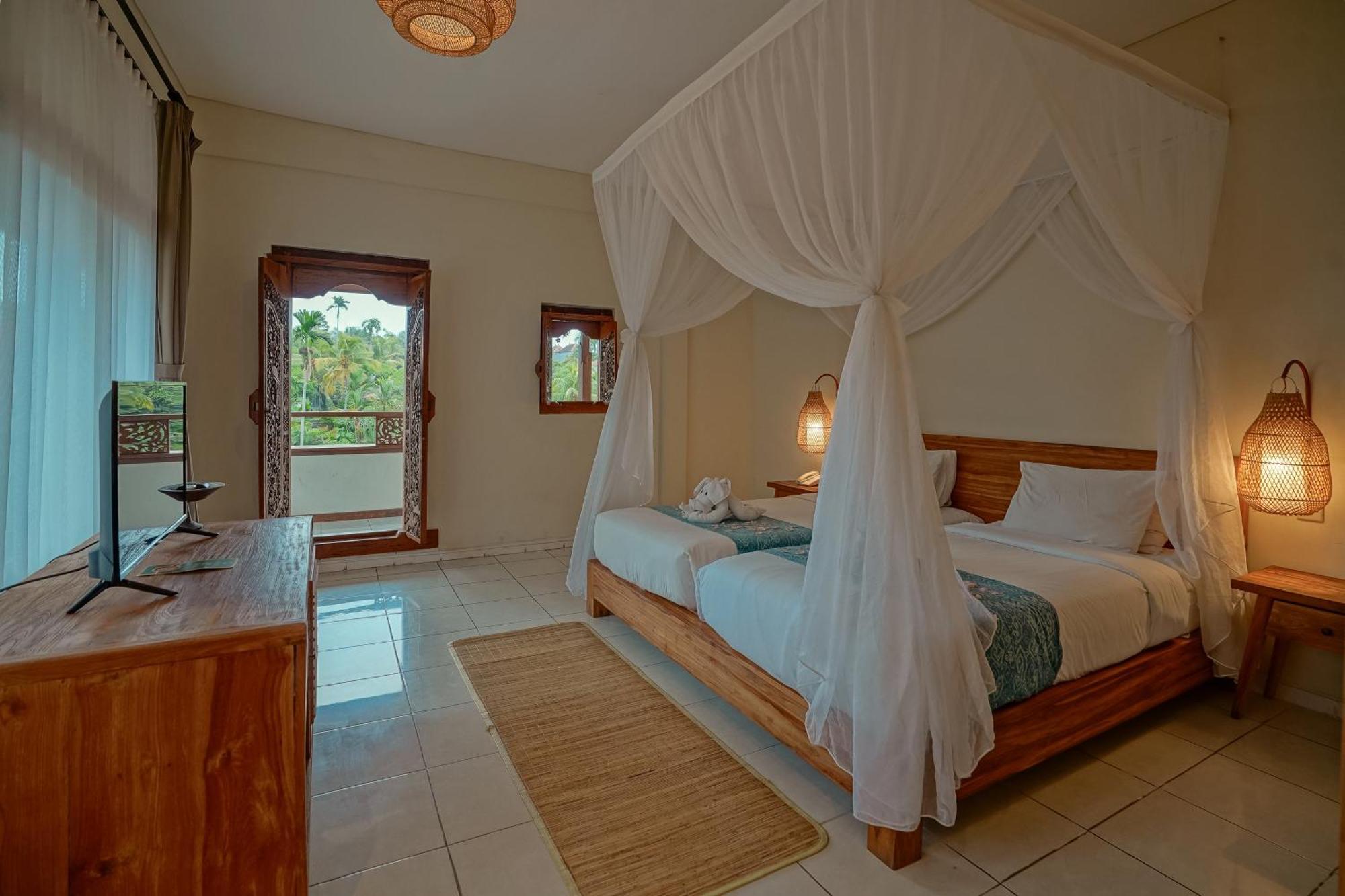 Premier Room