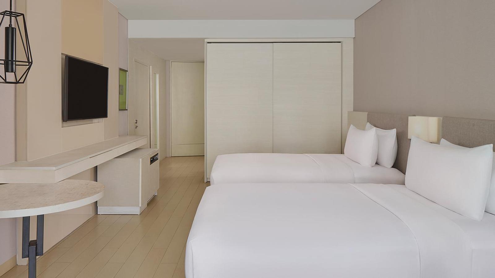 2 Twin Beds Deluxe Room Daily Mini-bar