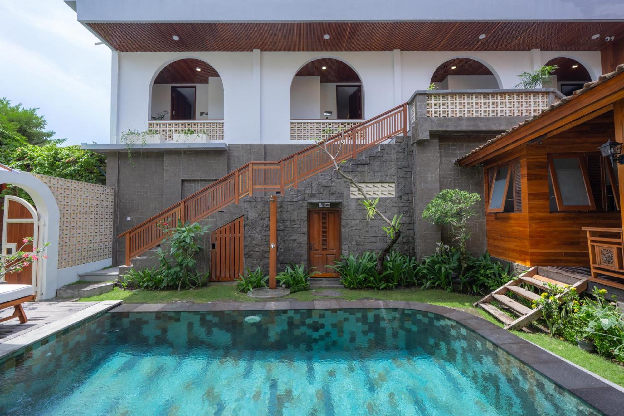 Superior Villa,1743402037:JPEG