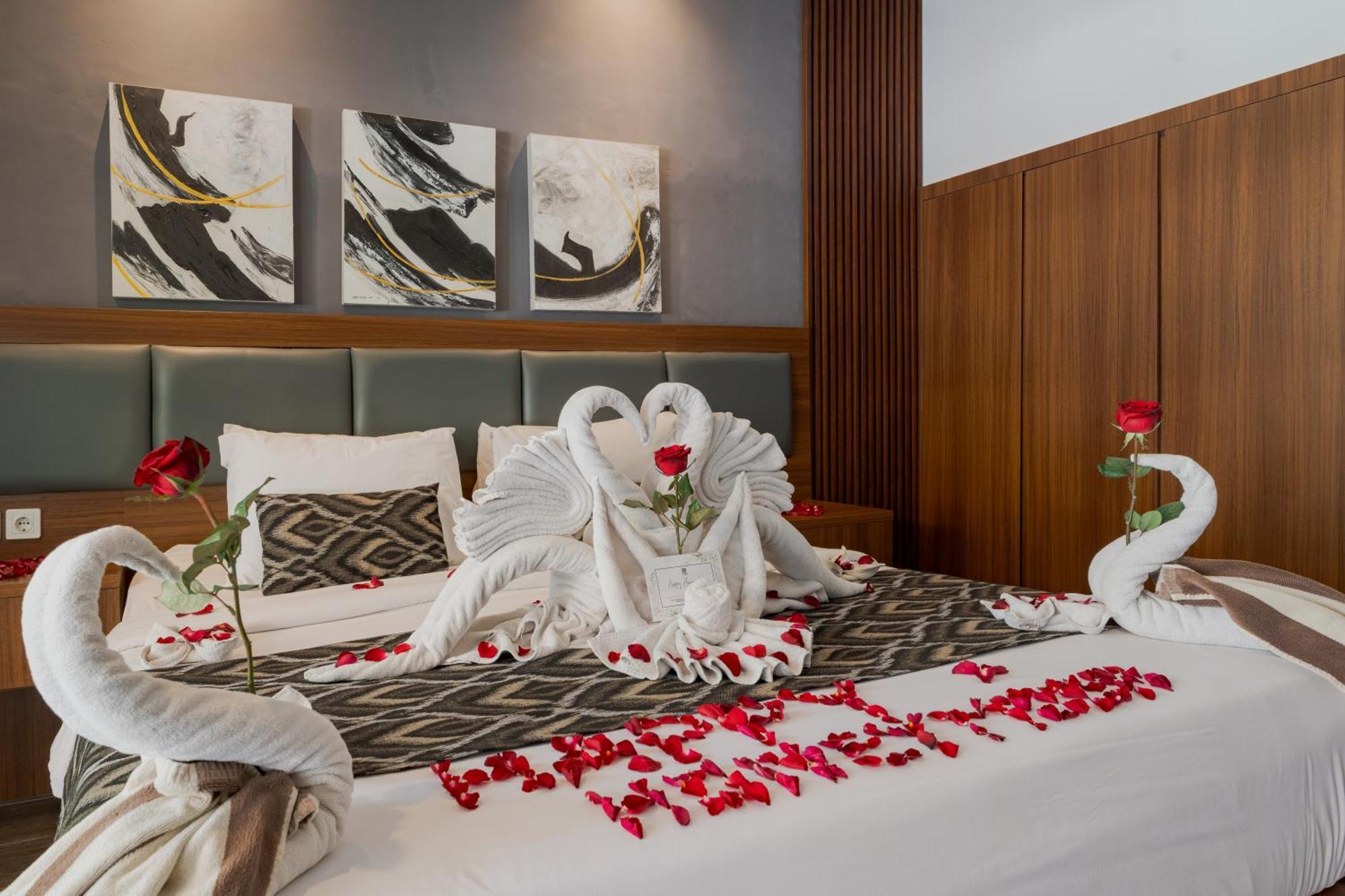 Deluxe Double Room Garden View