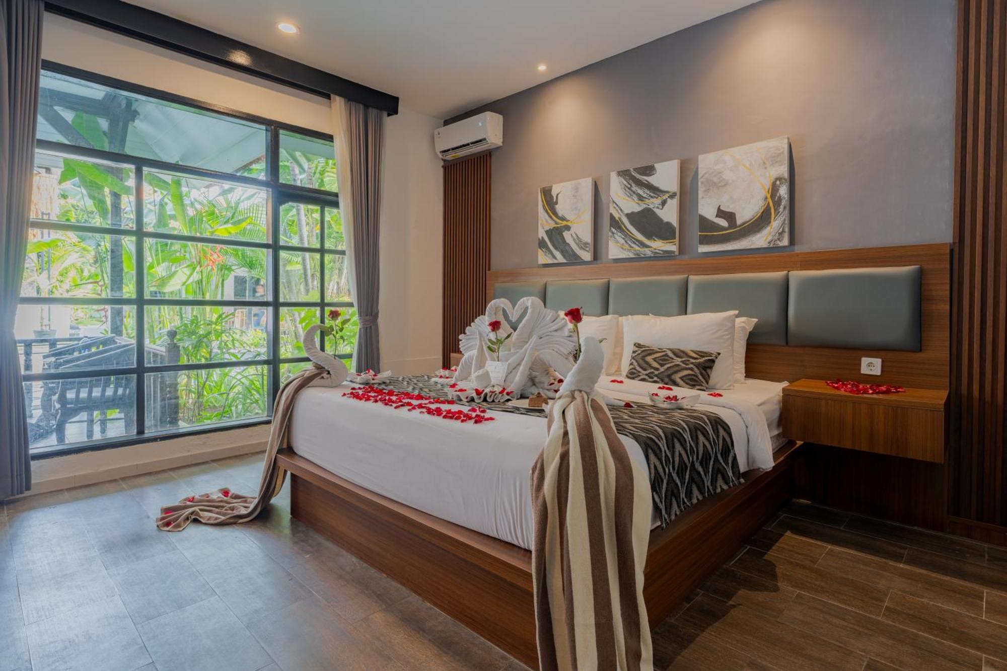 Deluxe Double Room Garden View