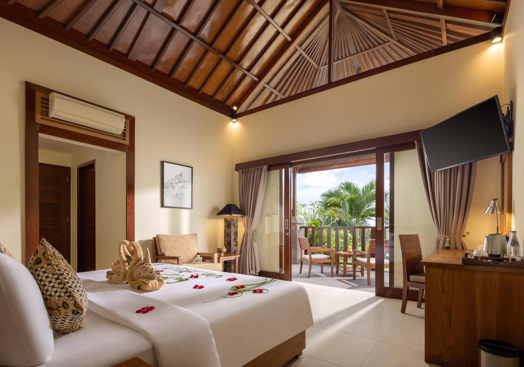 Suite Terrace Room Shuttle to Ubud Center