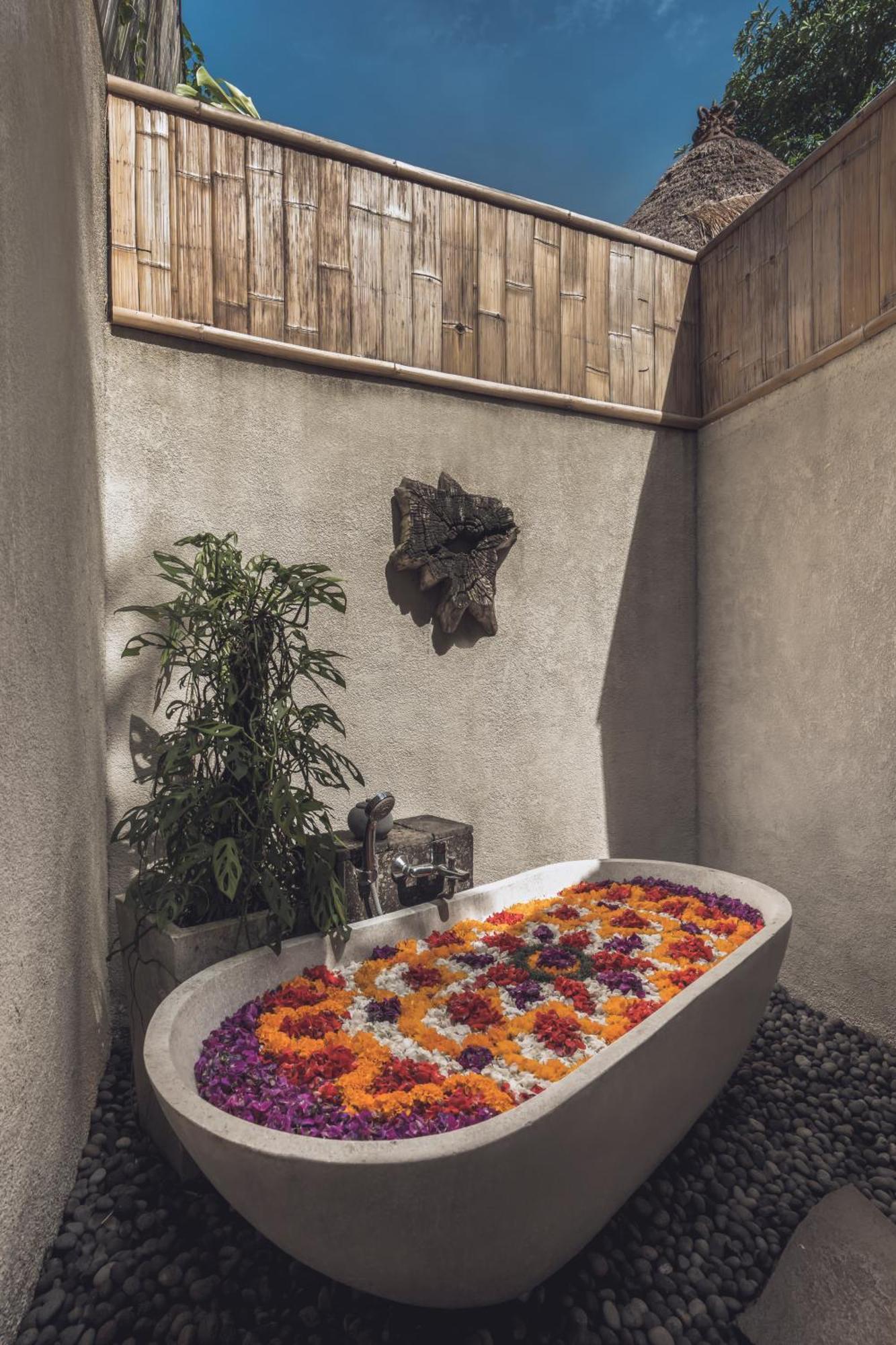 Ubud Cottage Bathtub