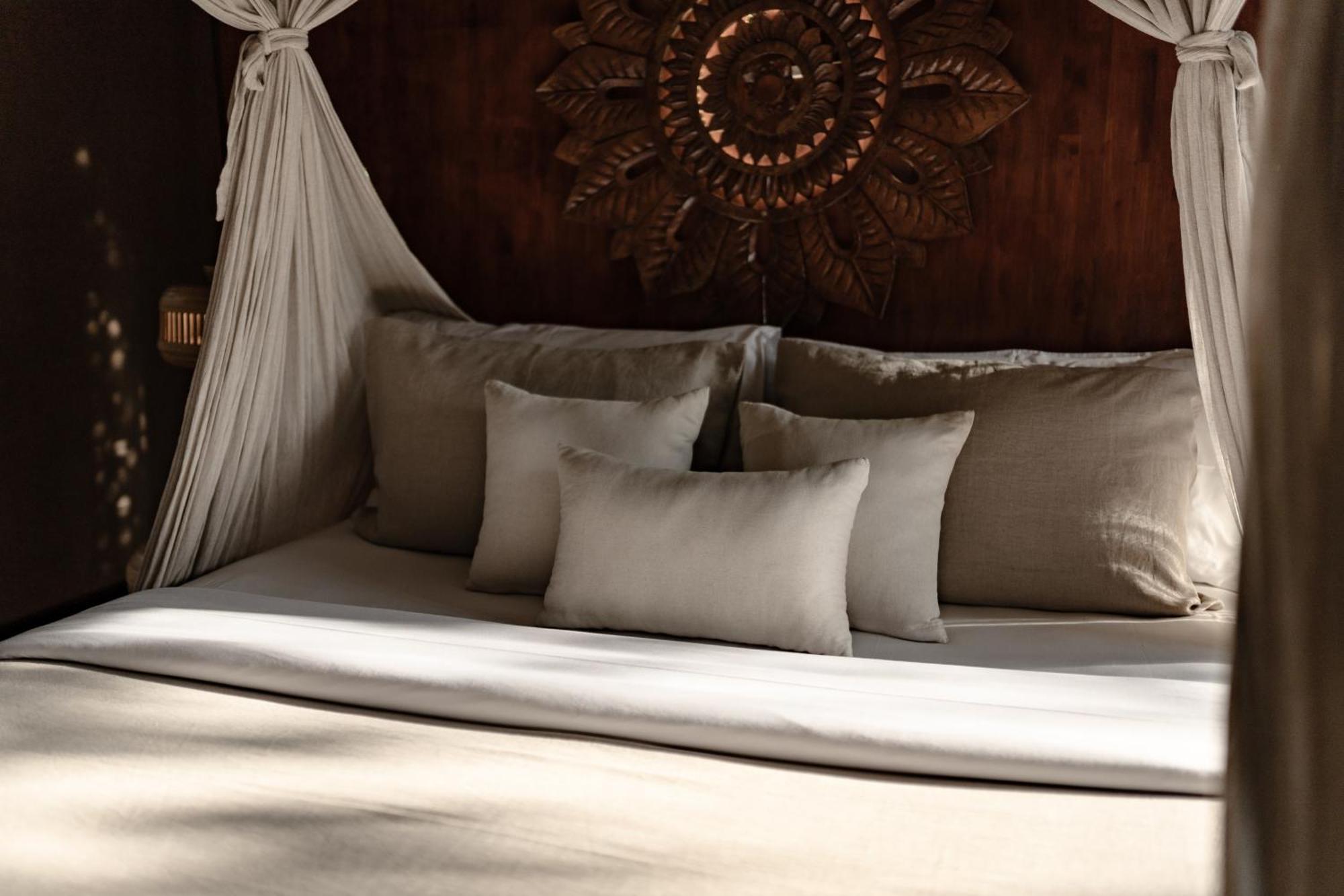 Grand One Bedroom Villa Private Pool & Bathtub