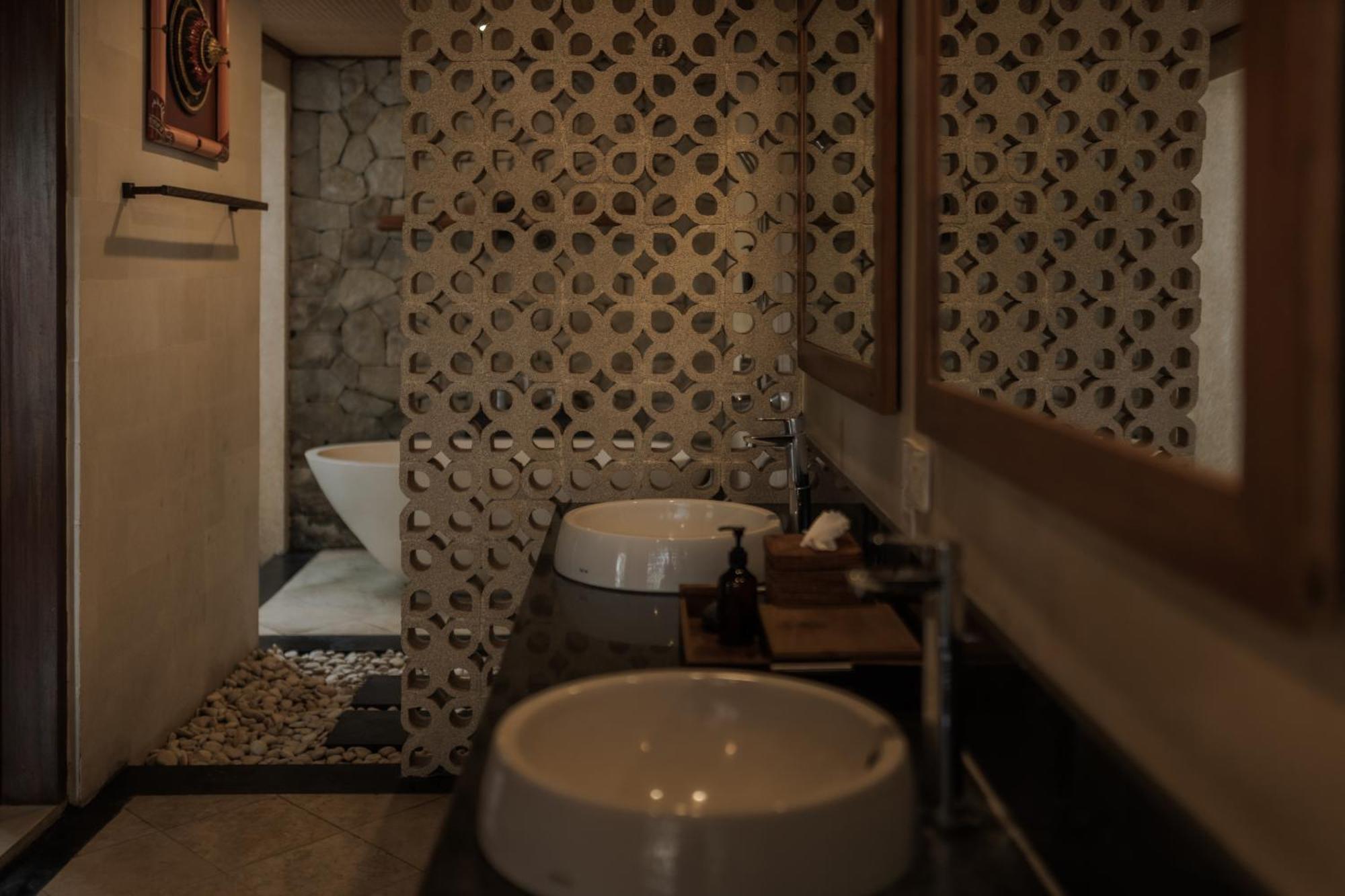 Grand One Bedroom Villa Private Pool & Bathtub